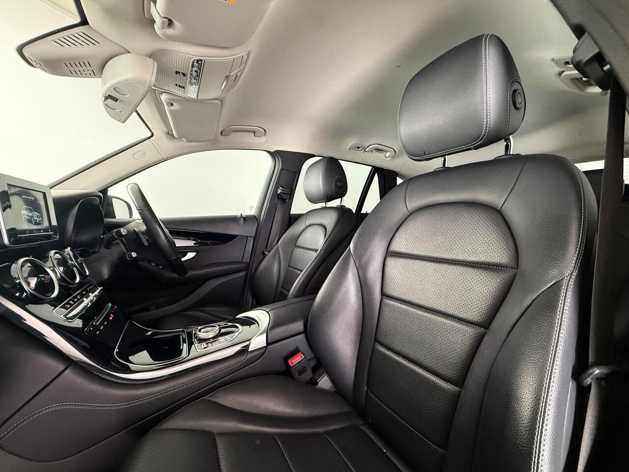 Mercedes-Benz GLC thumbnail Seat Front Passenger