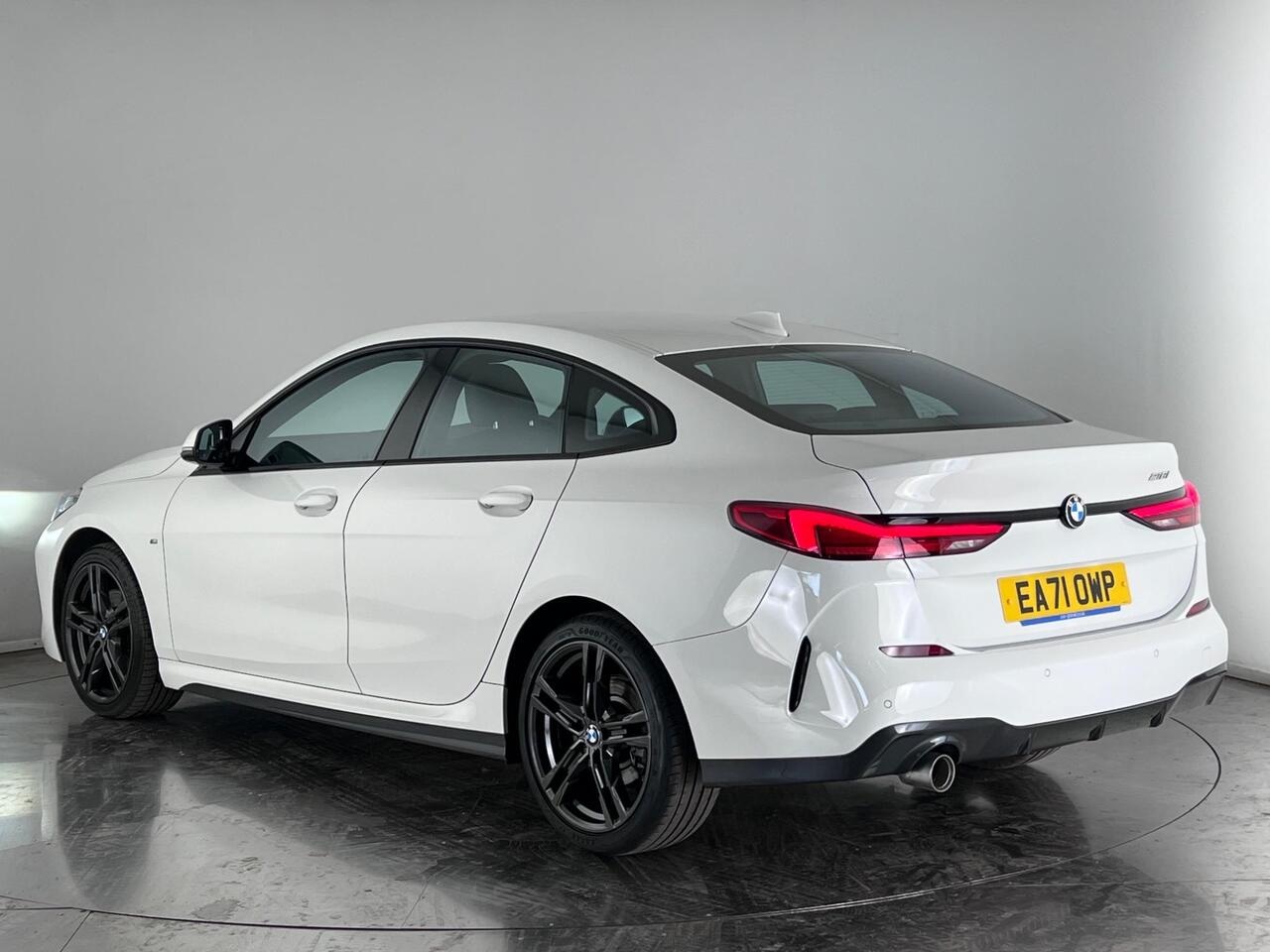 BMW 2 Series Gran Coupe thumbnail Rear Left