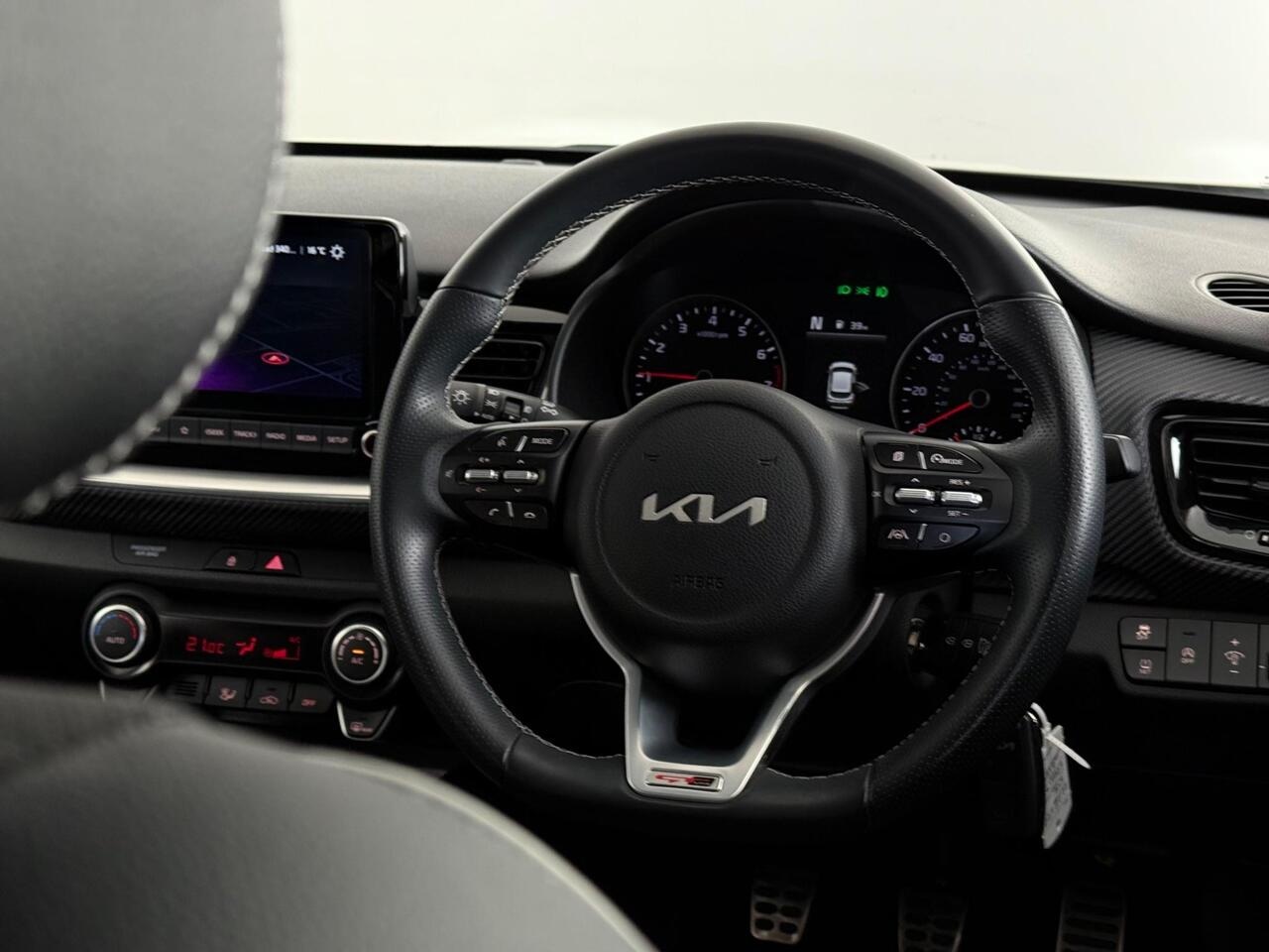 Kia Stonic thumbnail Steering Wheel