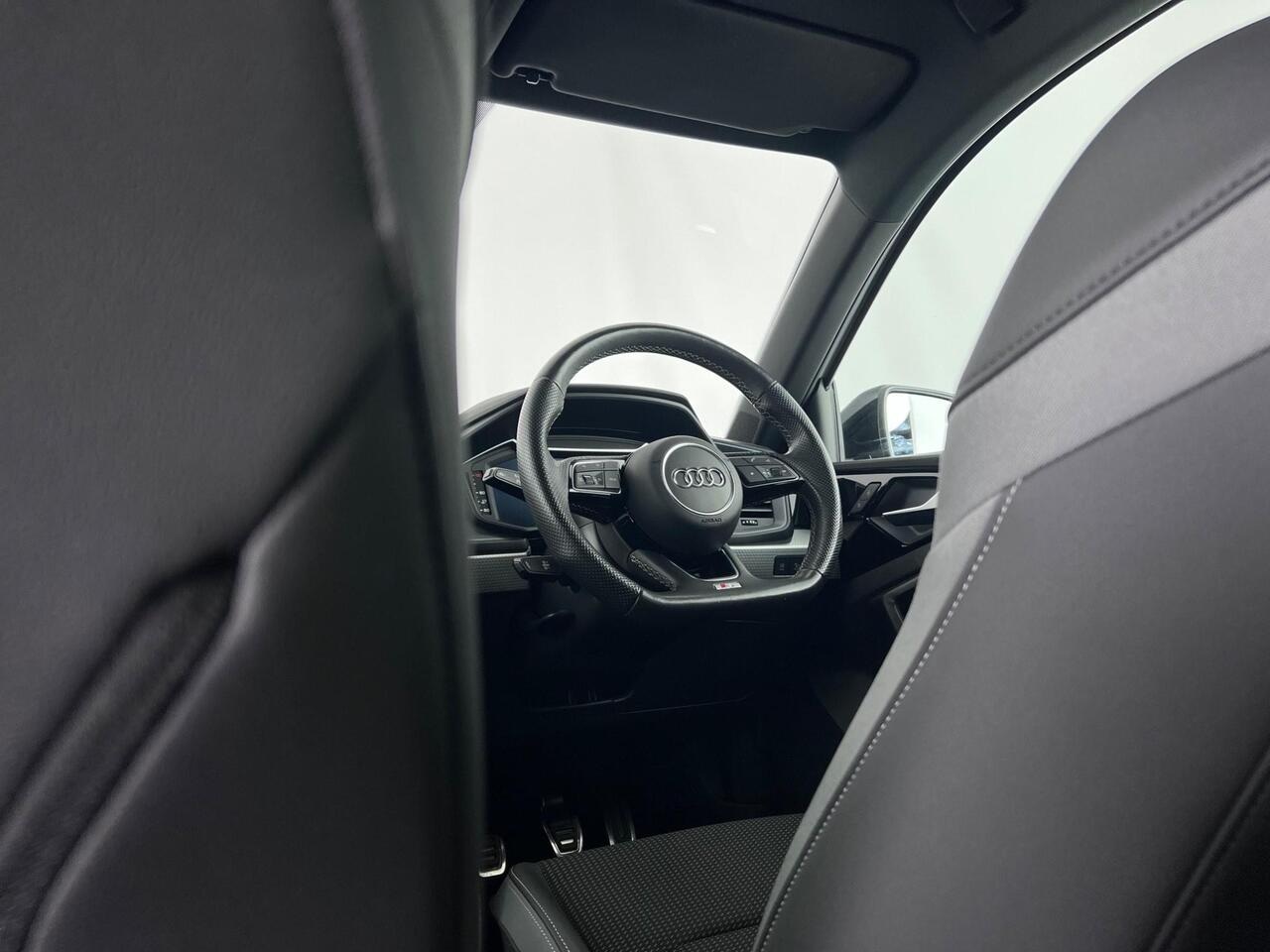 Audi A1 thumbnail Interior Front