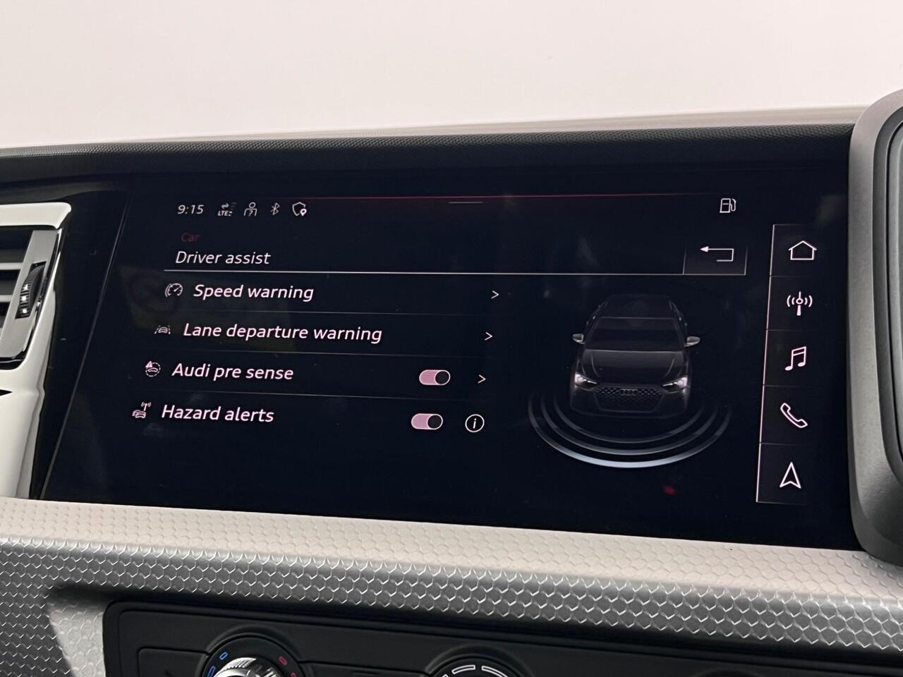 Audi A1 thumbnail Infotainment System