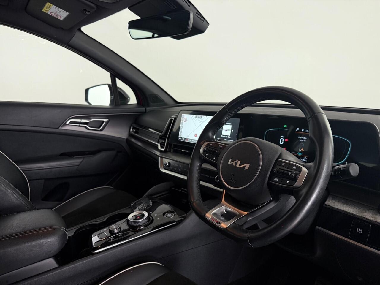 Kia Sportage thumbnail Interior Front