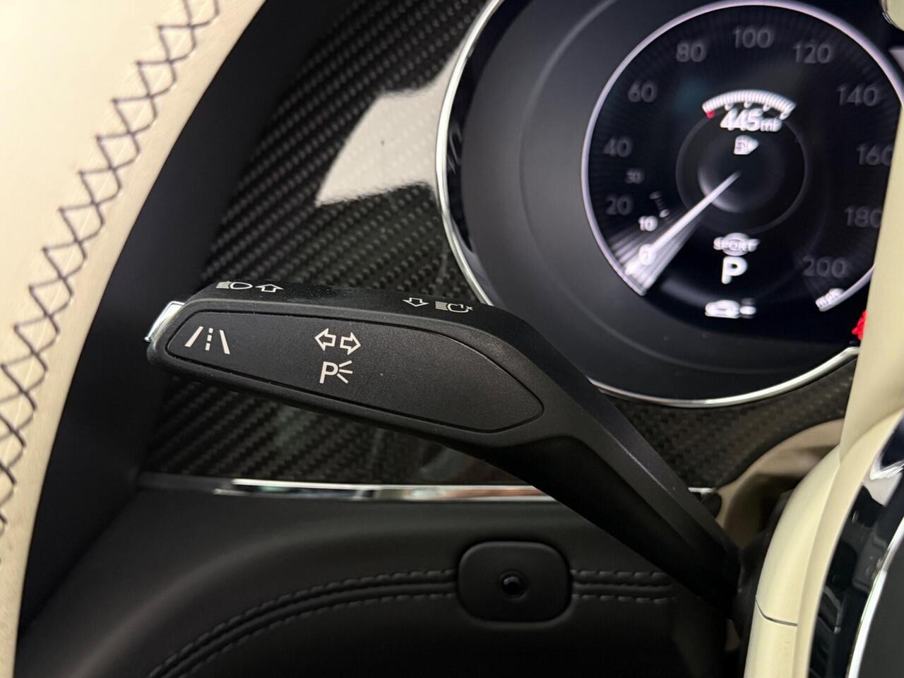Bentley Bentayga thumbnail Misc Controls