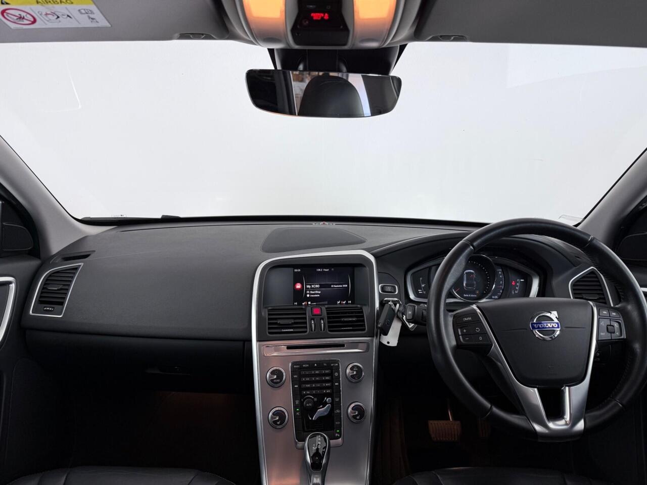Volvo XC60 thumbnail Interior Front