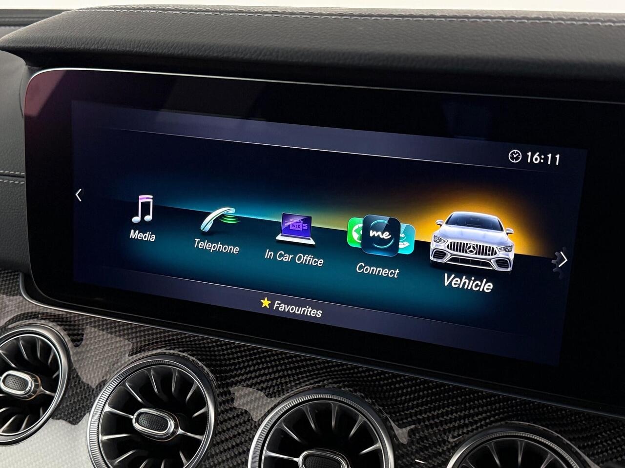 Mercedes-Benz AMG GT thumbnail Infotainment System