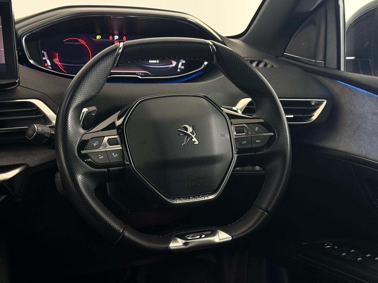 Peugeot 3008 thumbnail Steering Wheel