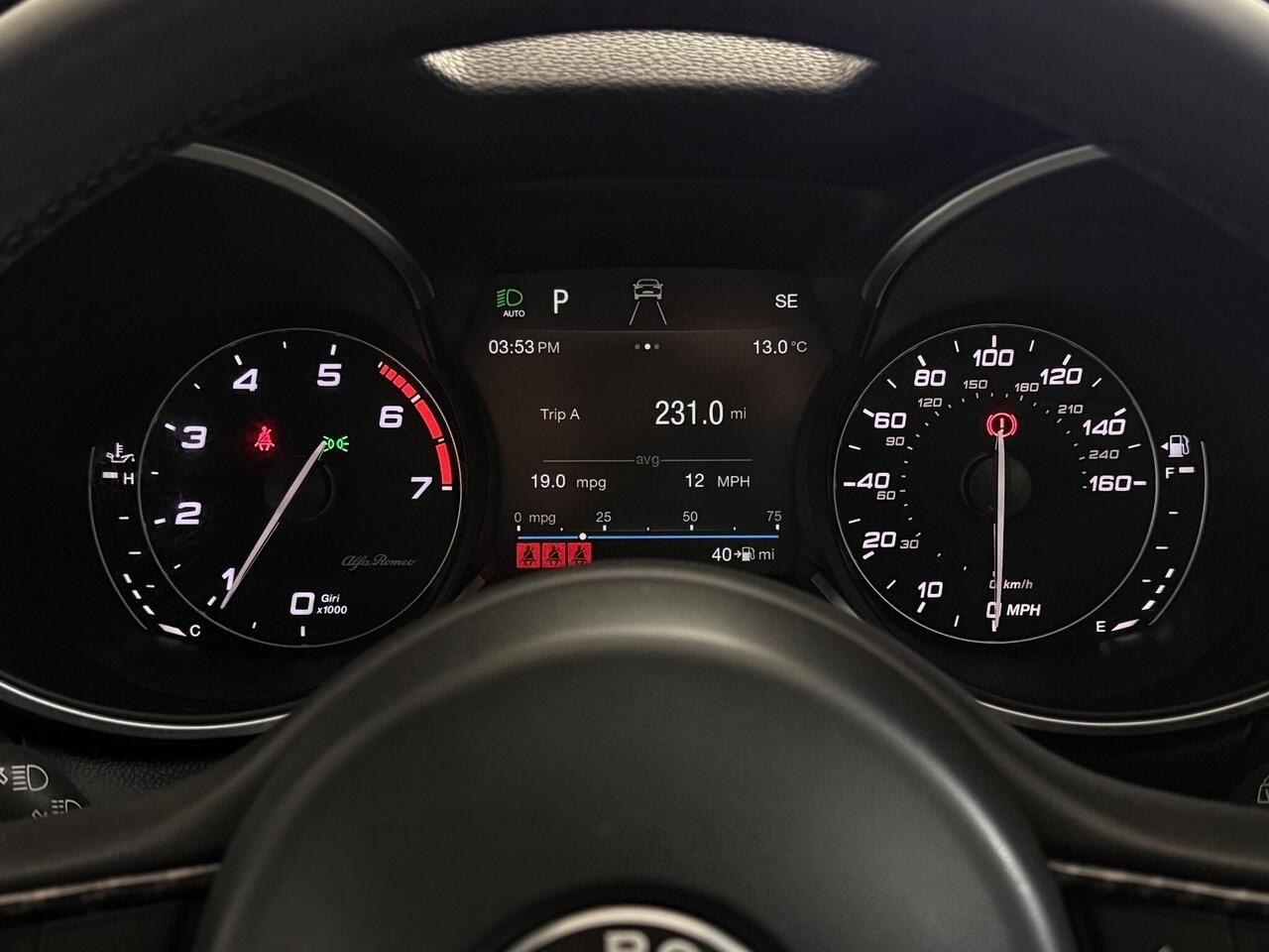 Alfa Romeo Stelvio thumbnail Driver Instruments