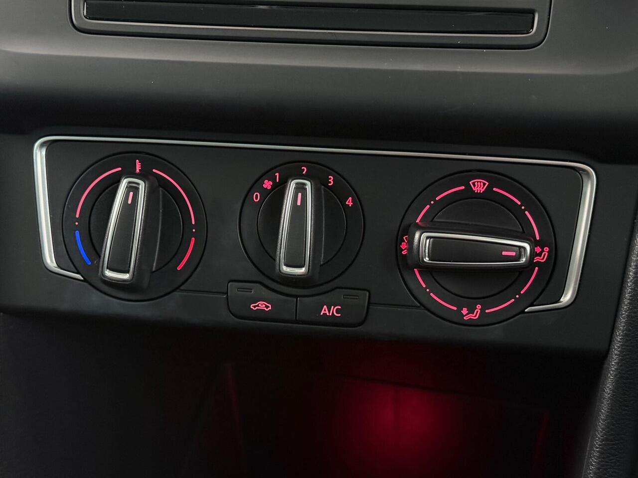 Volkswagen Polo thumbnail Misc Controls