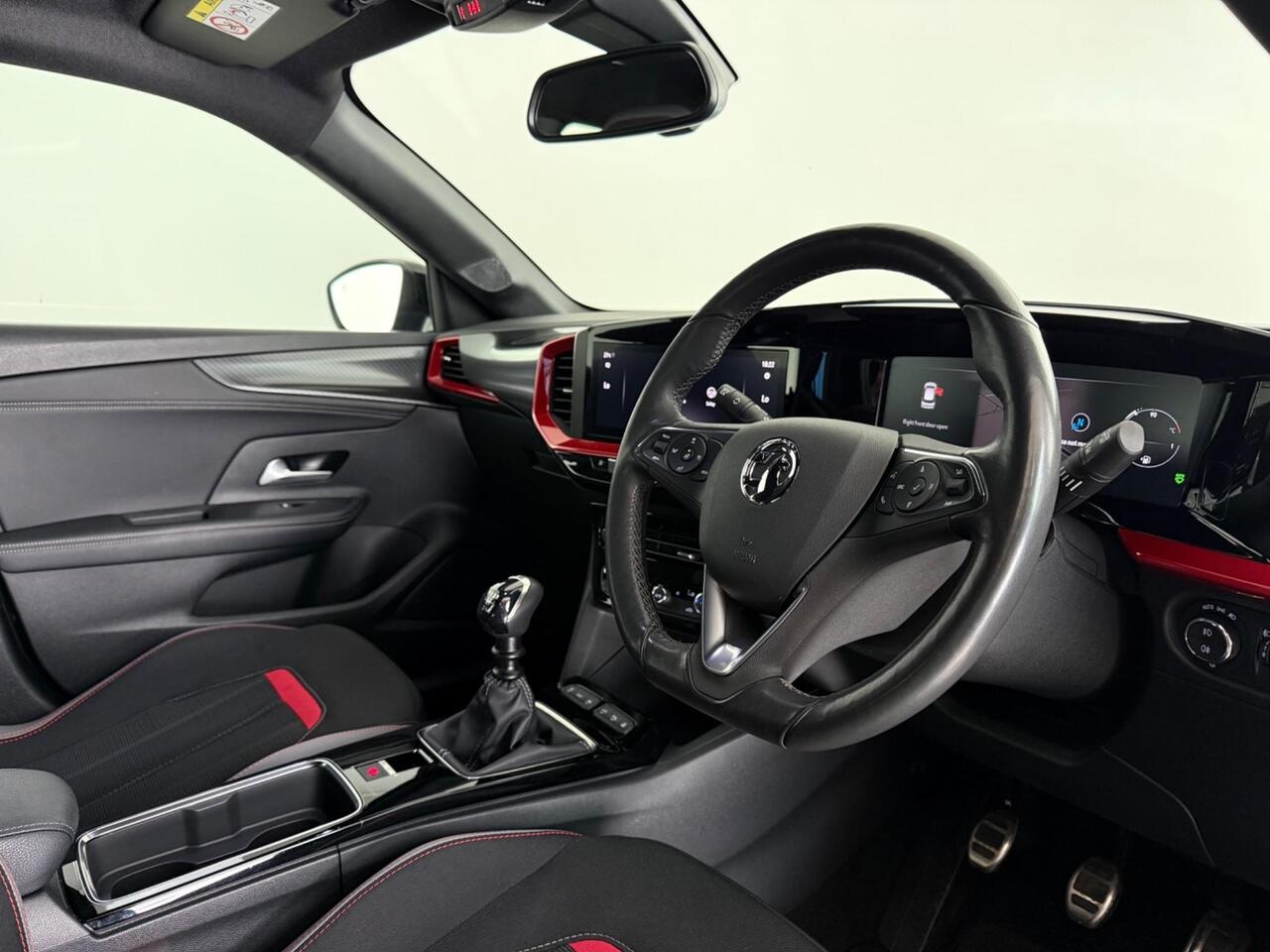 Vauxhall Mokka thumbnail Interior Front