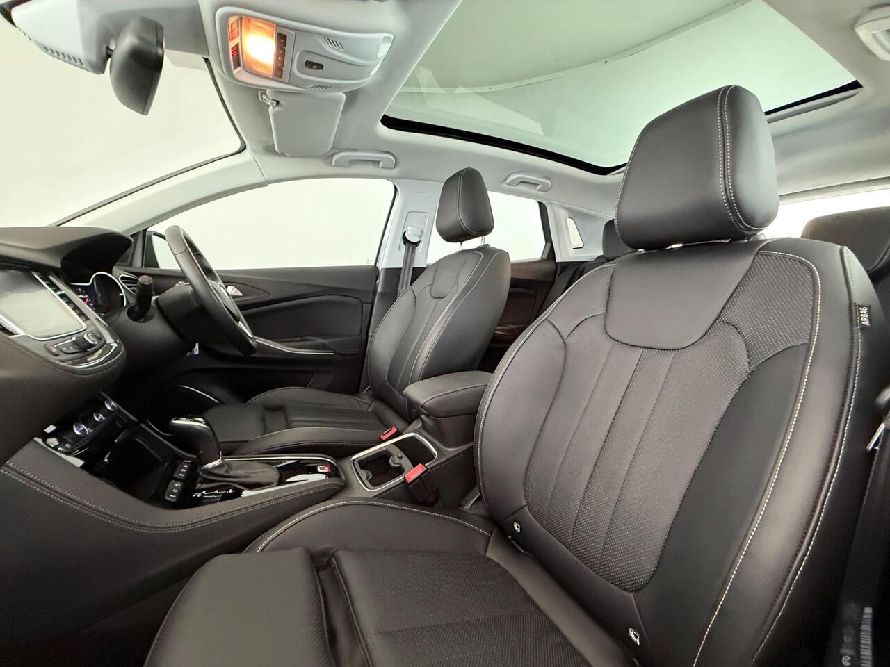 Vauxhall Grandland X thumbnail Seat Front Passenger