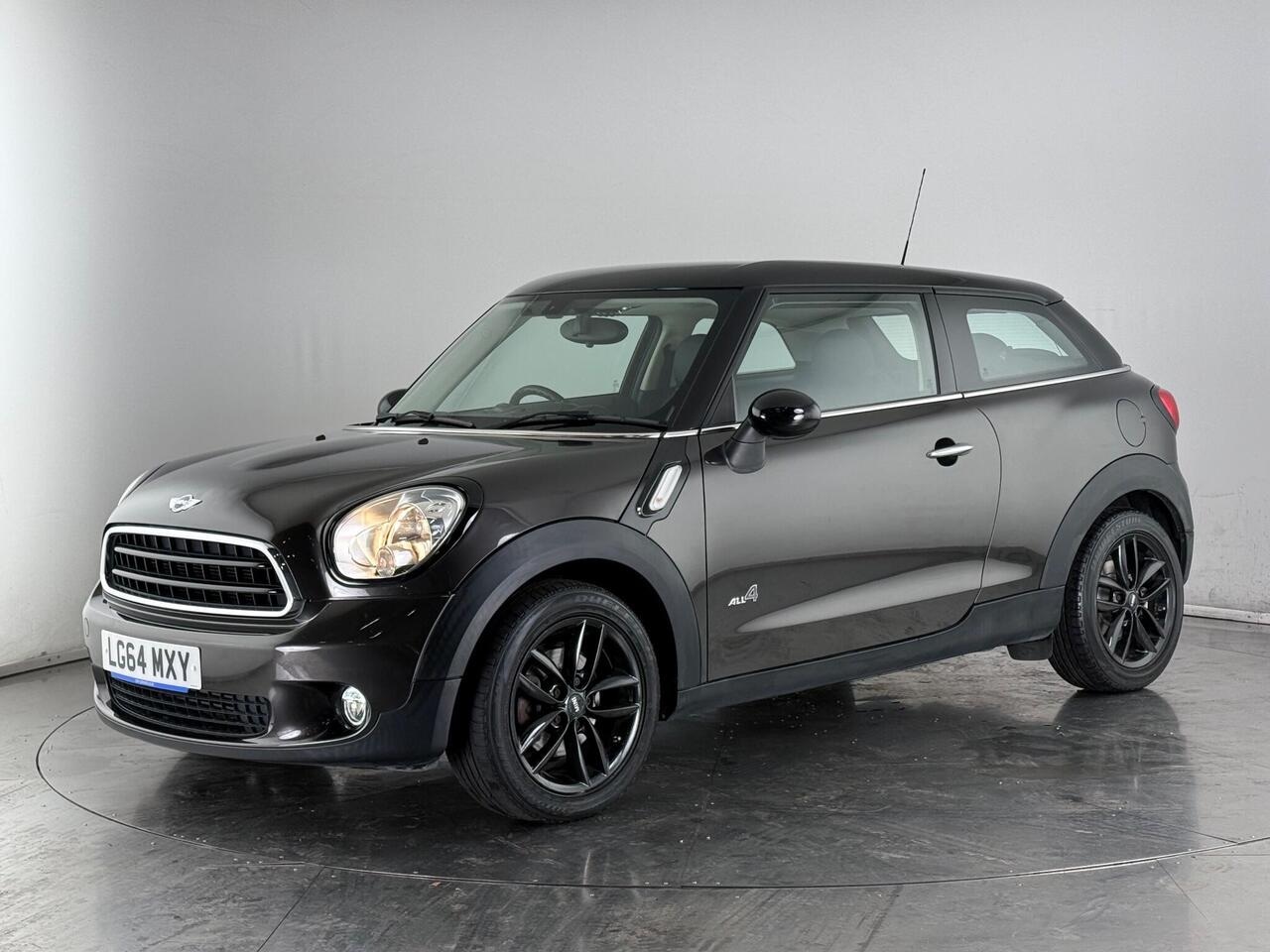 MINI Paceman thumbnail Front Left