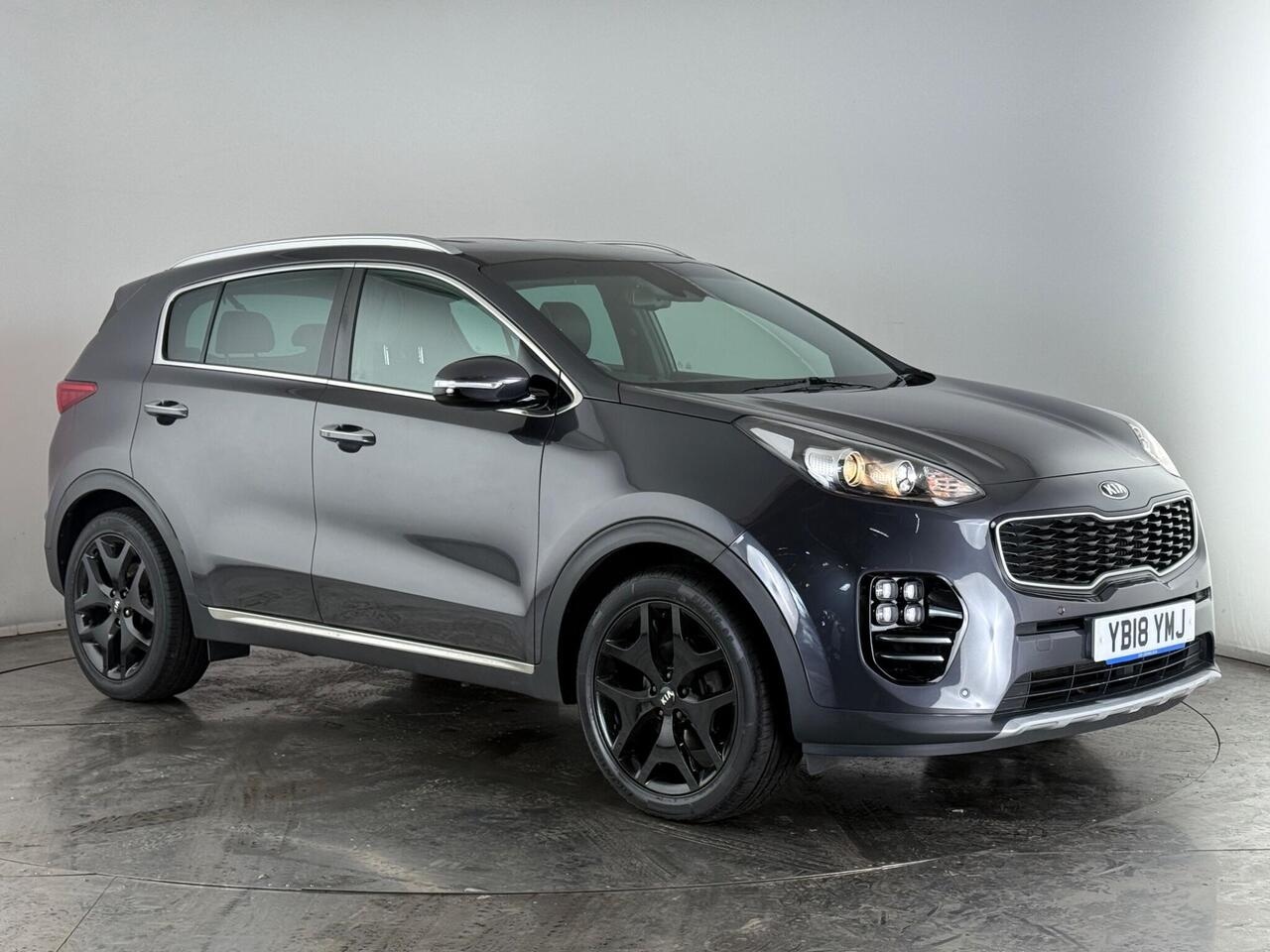 Kia Sportage thumbnail Front Right