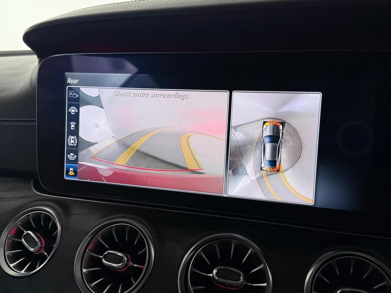 Mercedes-Benz E Class thumbnail Infotainment System