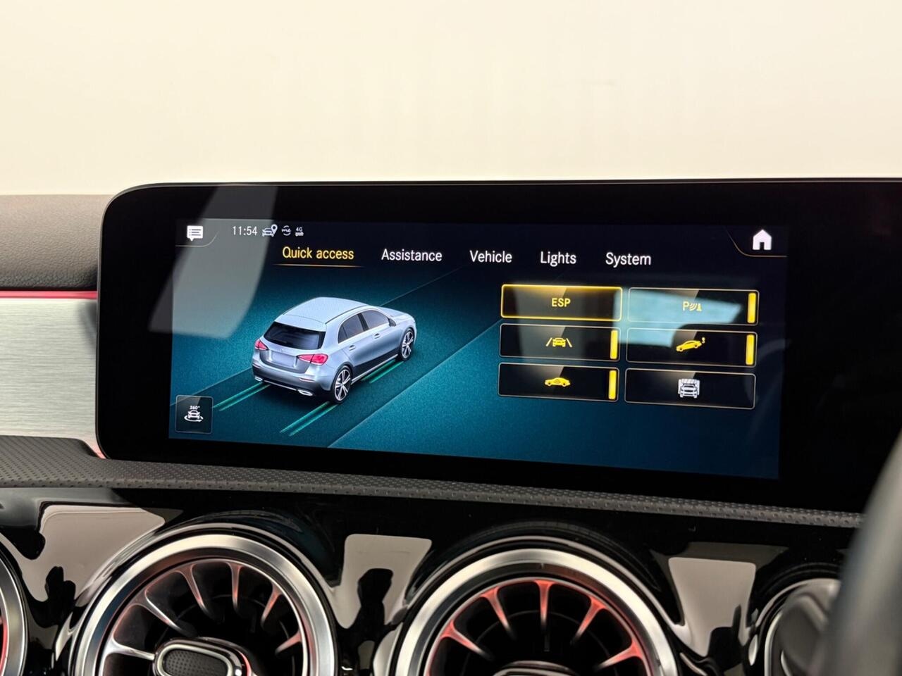 Mercedes-Benz A Class thumbnail Infotainment System