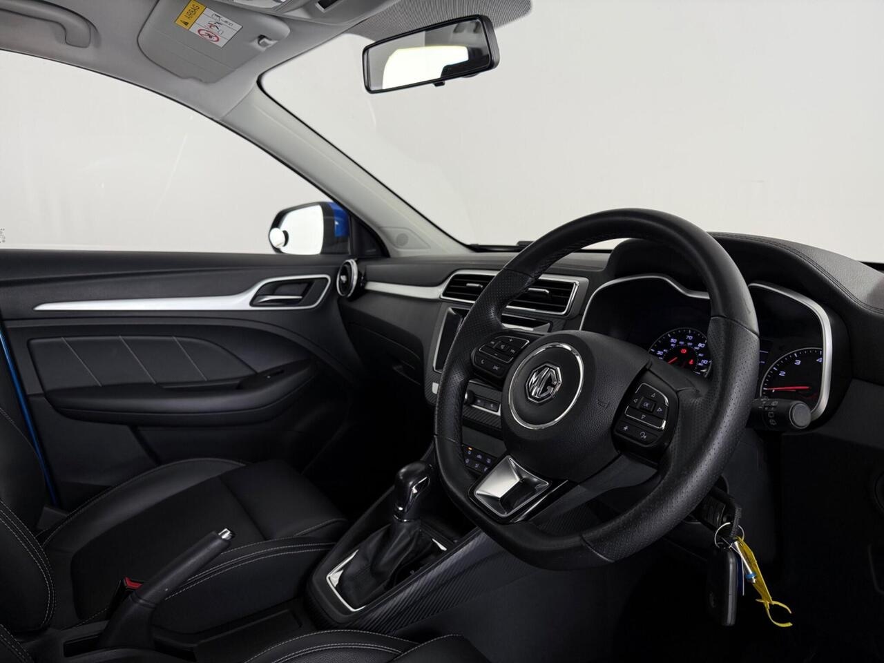 MG MG ZS thumbnail Interior Front