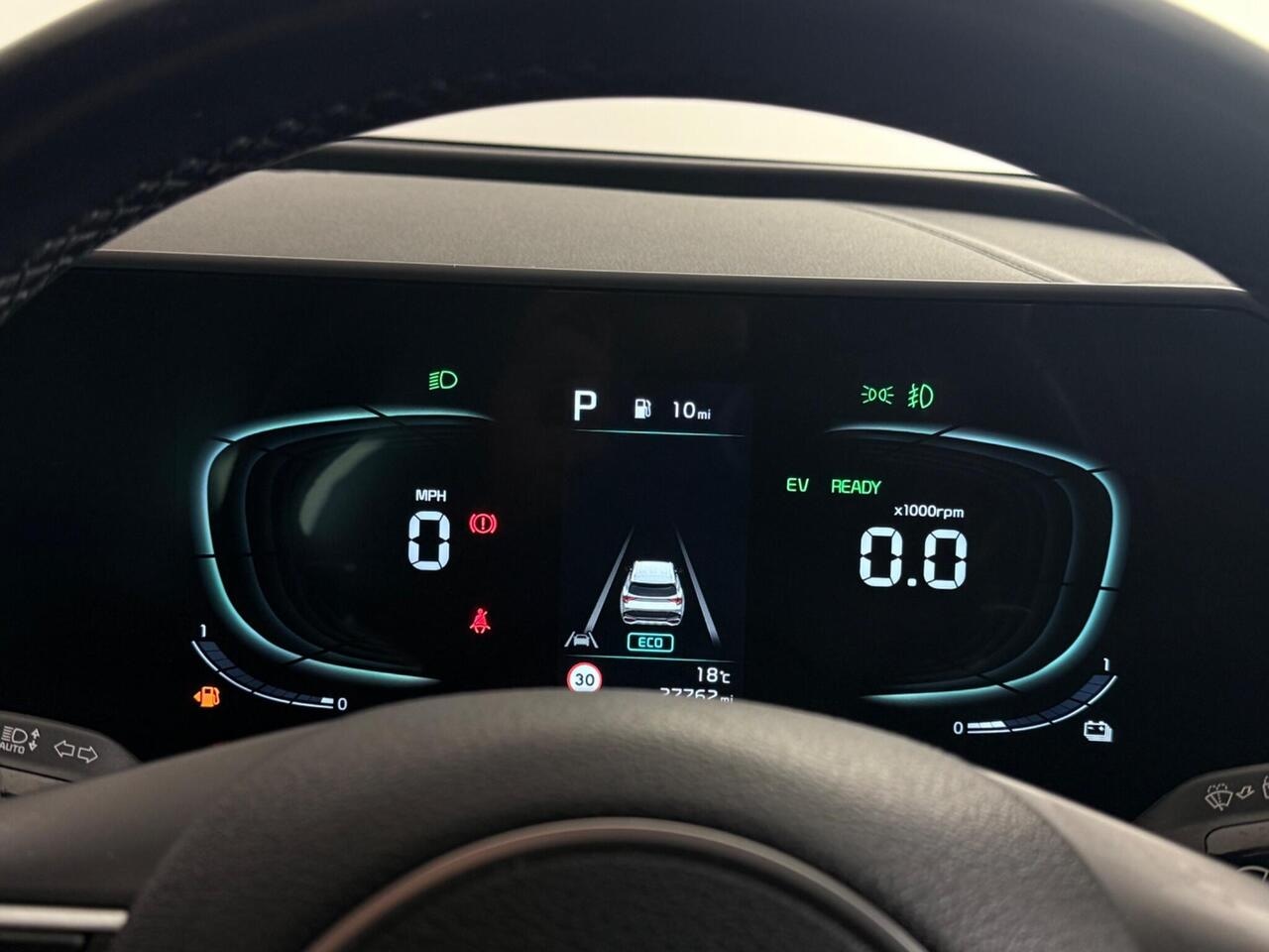 Kia Sportage thumbnail Driver Instruments