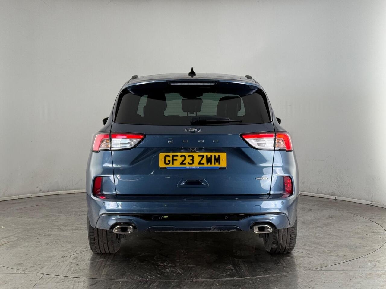Ford Kuga thumbnail Rear