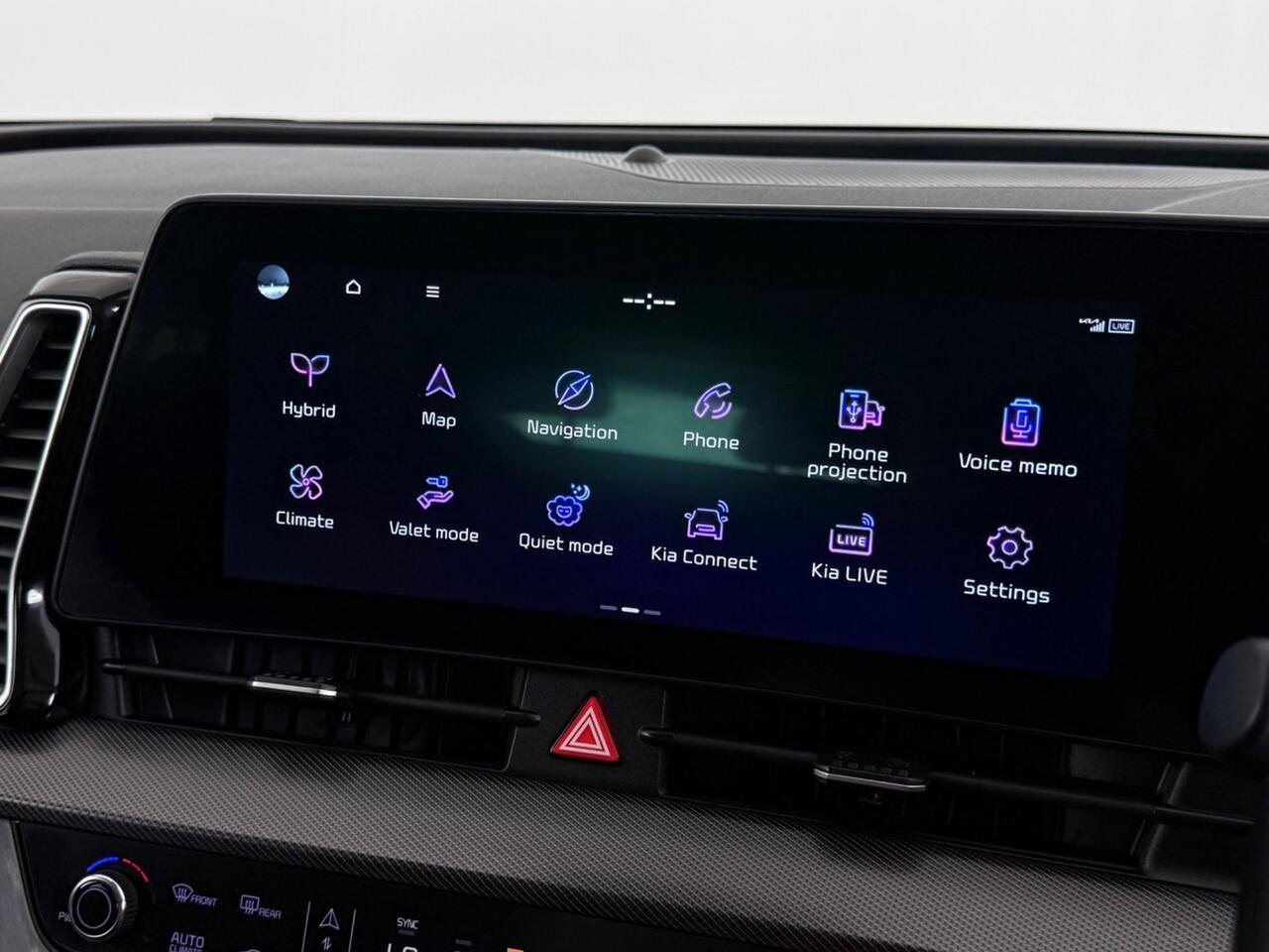 Kia Sportage thumbnail Infotainment System