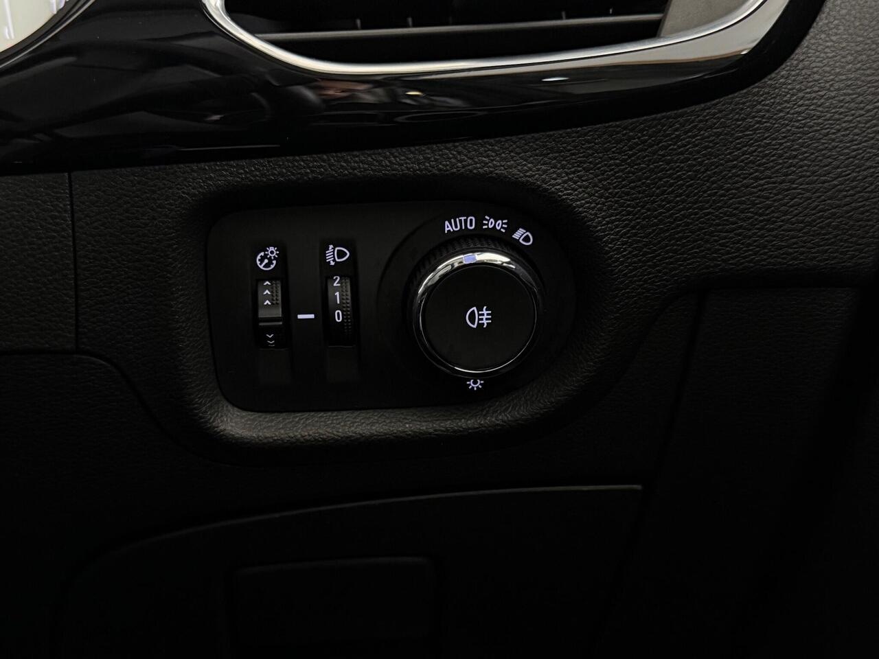 Vauxhall Astra thumbnail Misc Controls