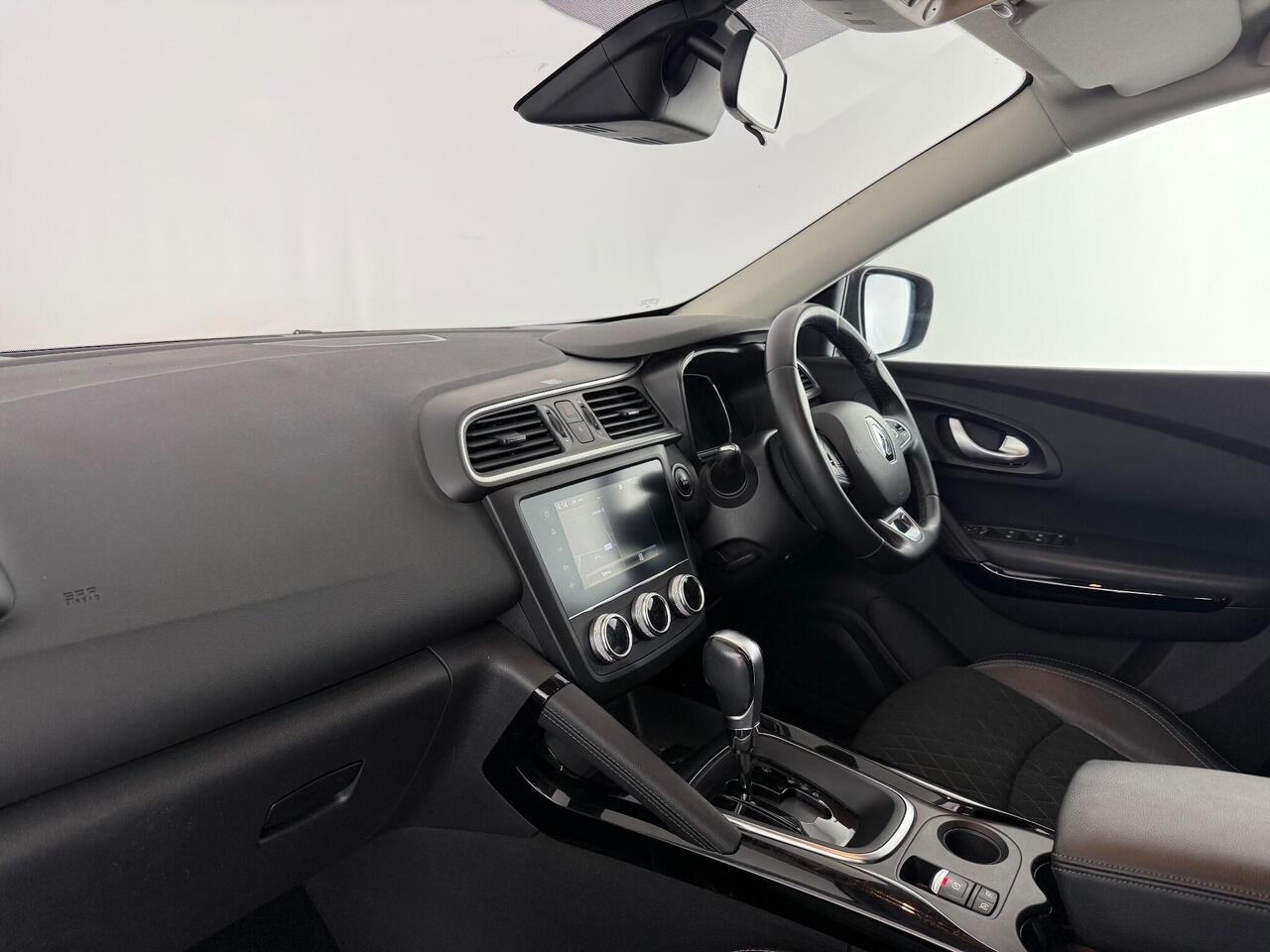 Renault Kadjar thumbnail Interior Front