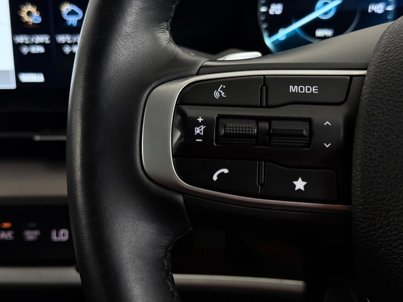 Kia Sportage thumbnail Misc Controls