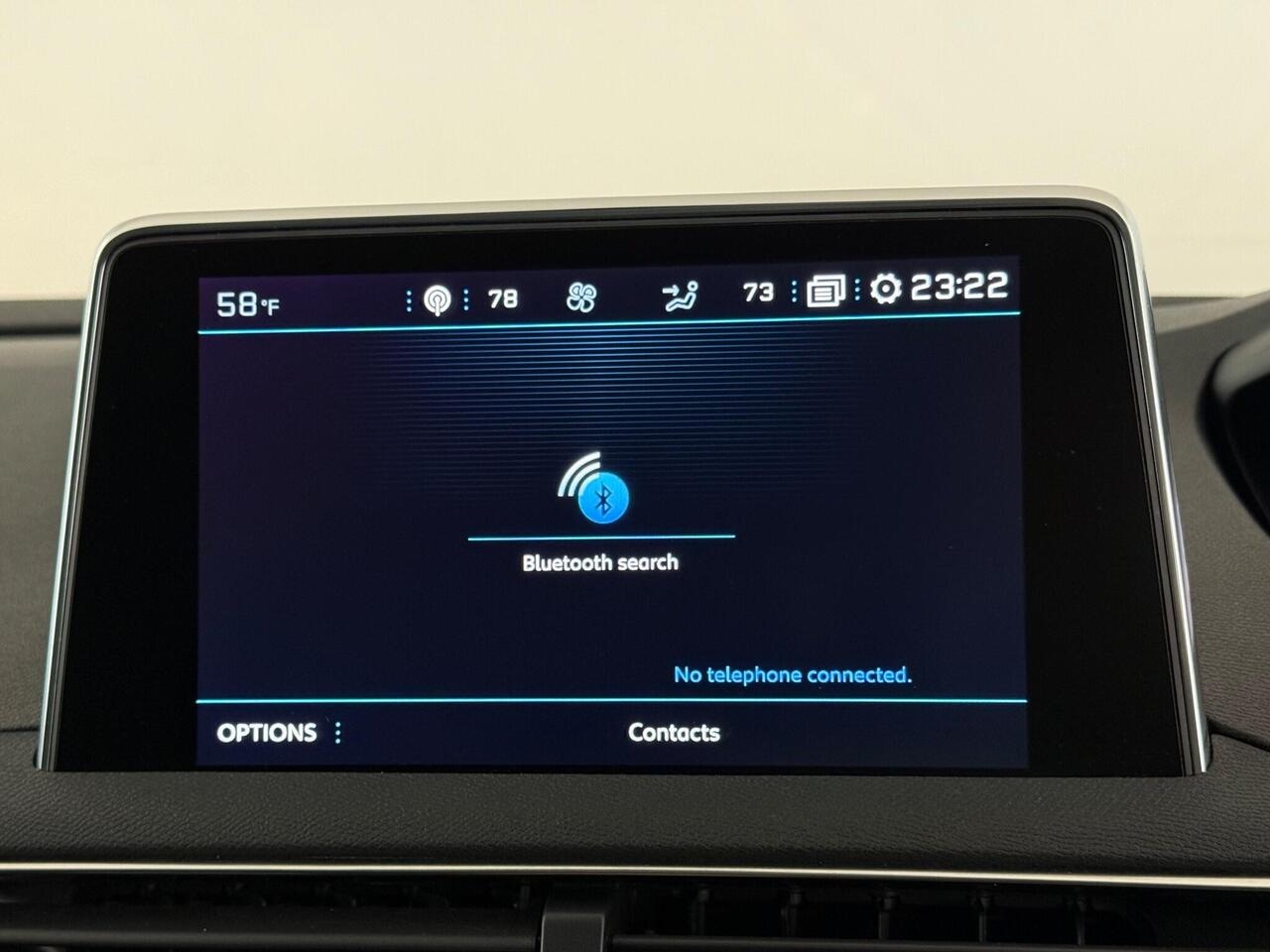 Peugeot 3008 thumbnail Infotainment System