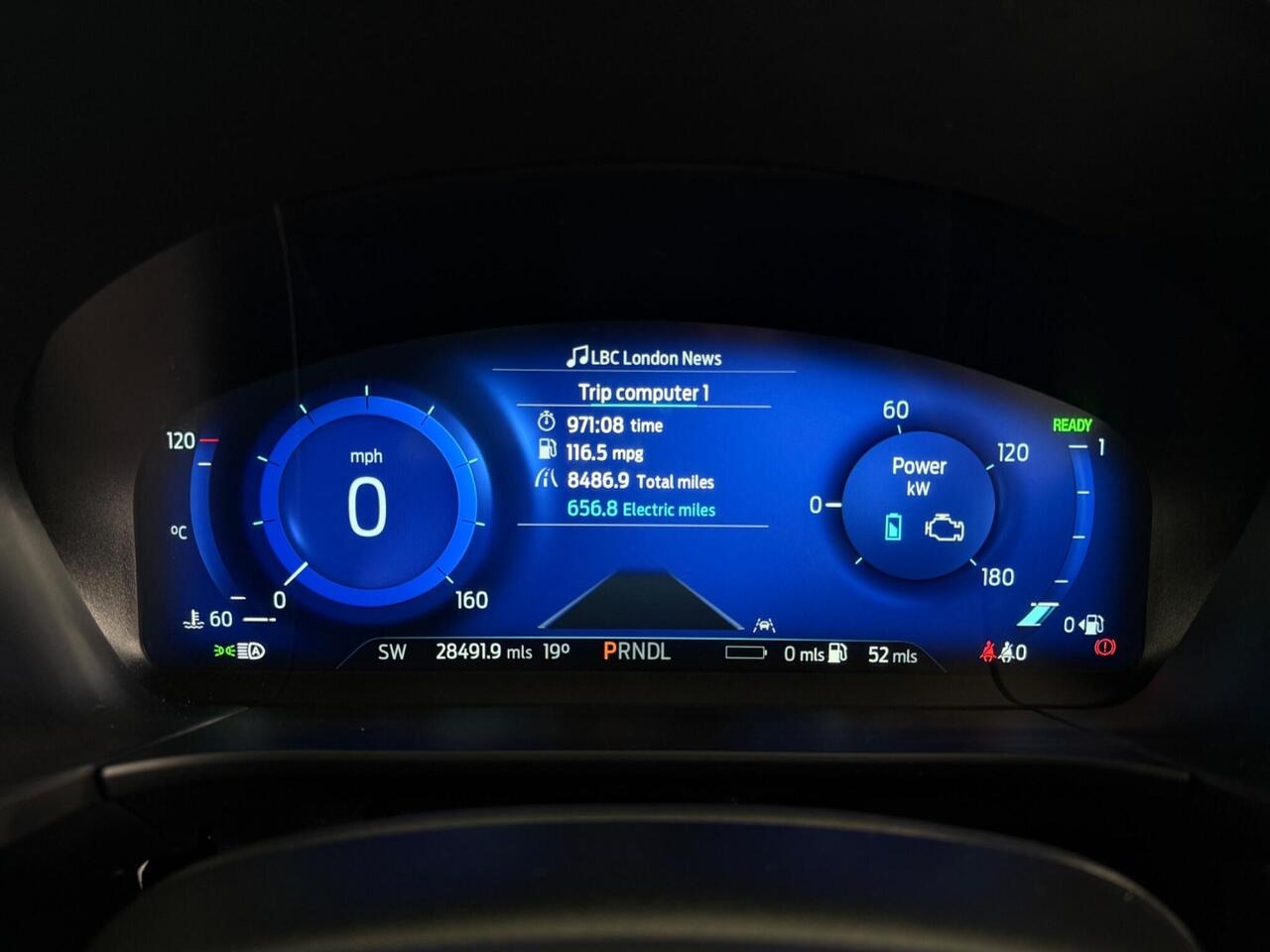 Ford Kuga thumbnail Driver Instruments