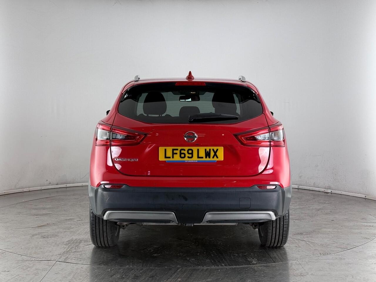 Nissan Qashqai thumbnail Rear