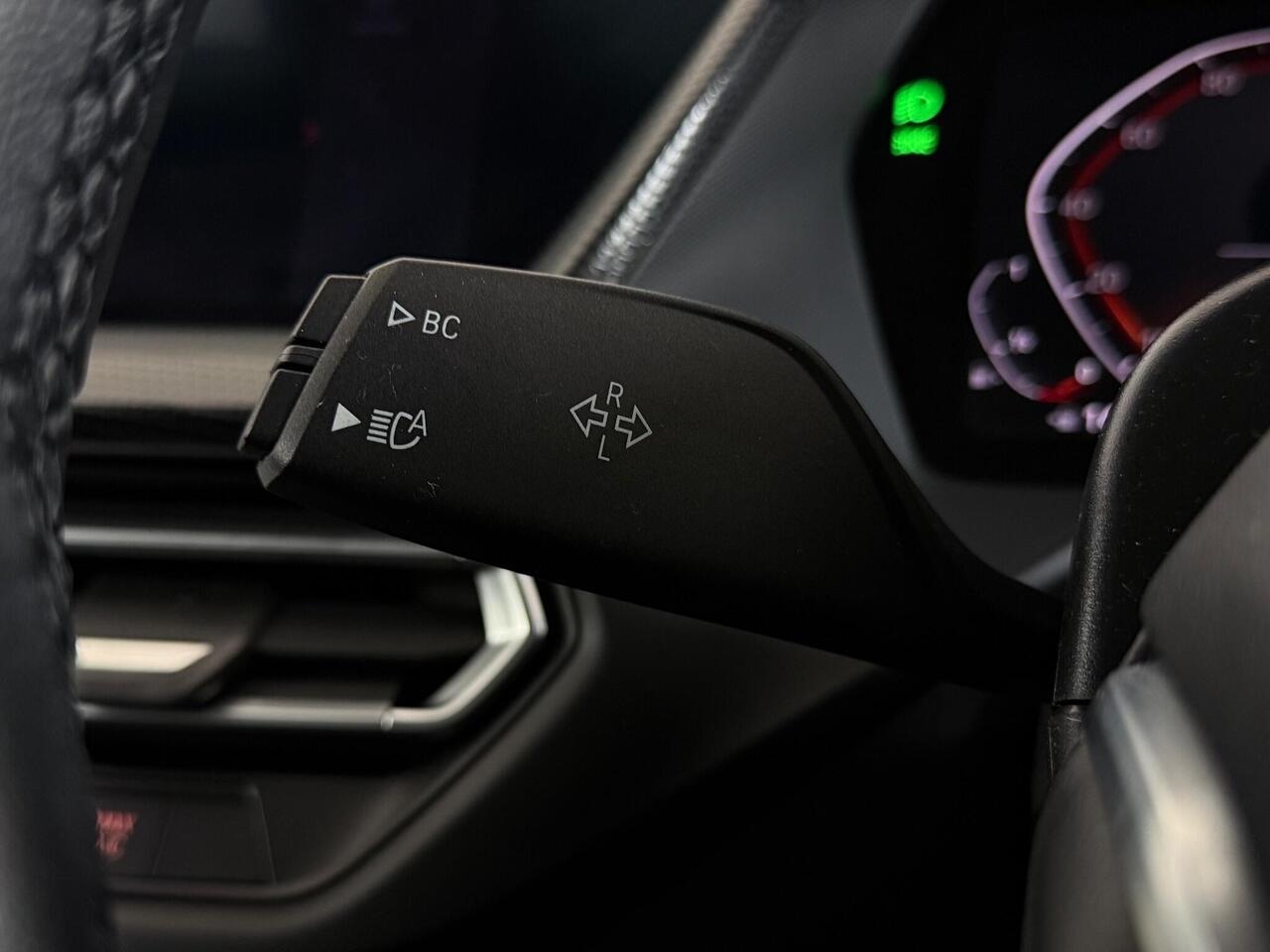 BMW 2 Series Gran Coupe thumbnail Misc Controls