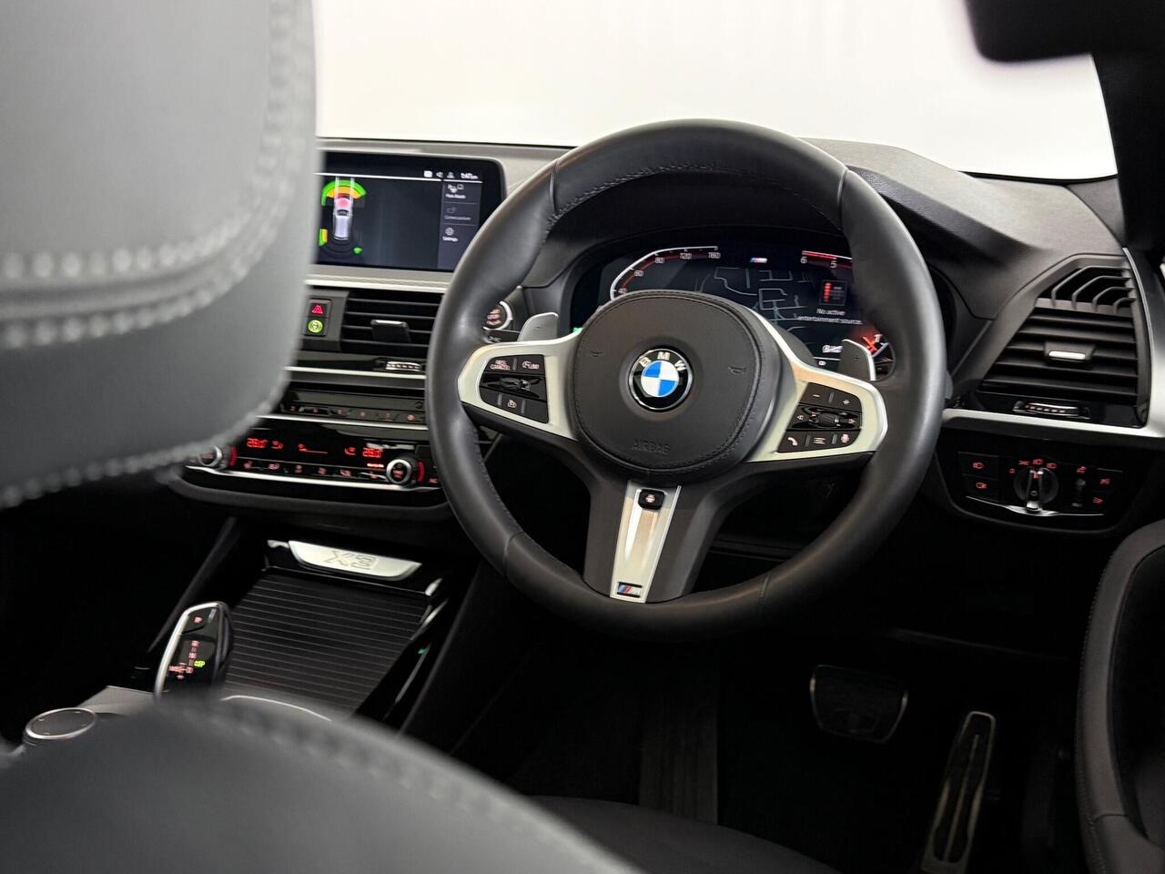 BMW X3 thumbnail Steering Wheel