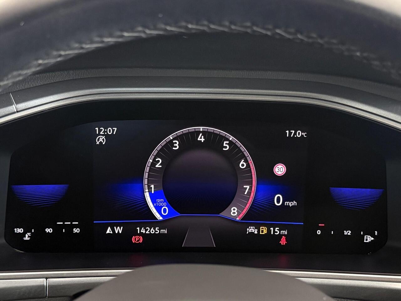 Volkswagen T-Roc thumbnail Driver Instruments