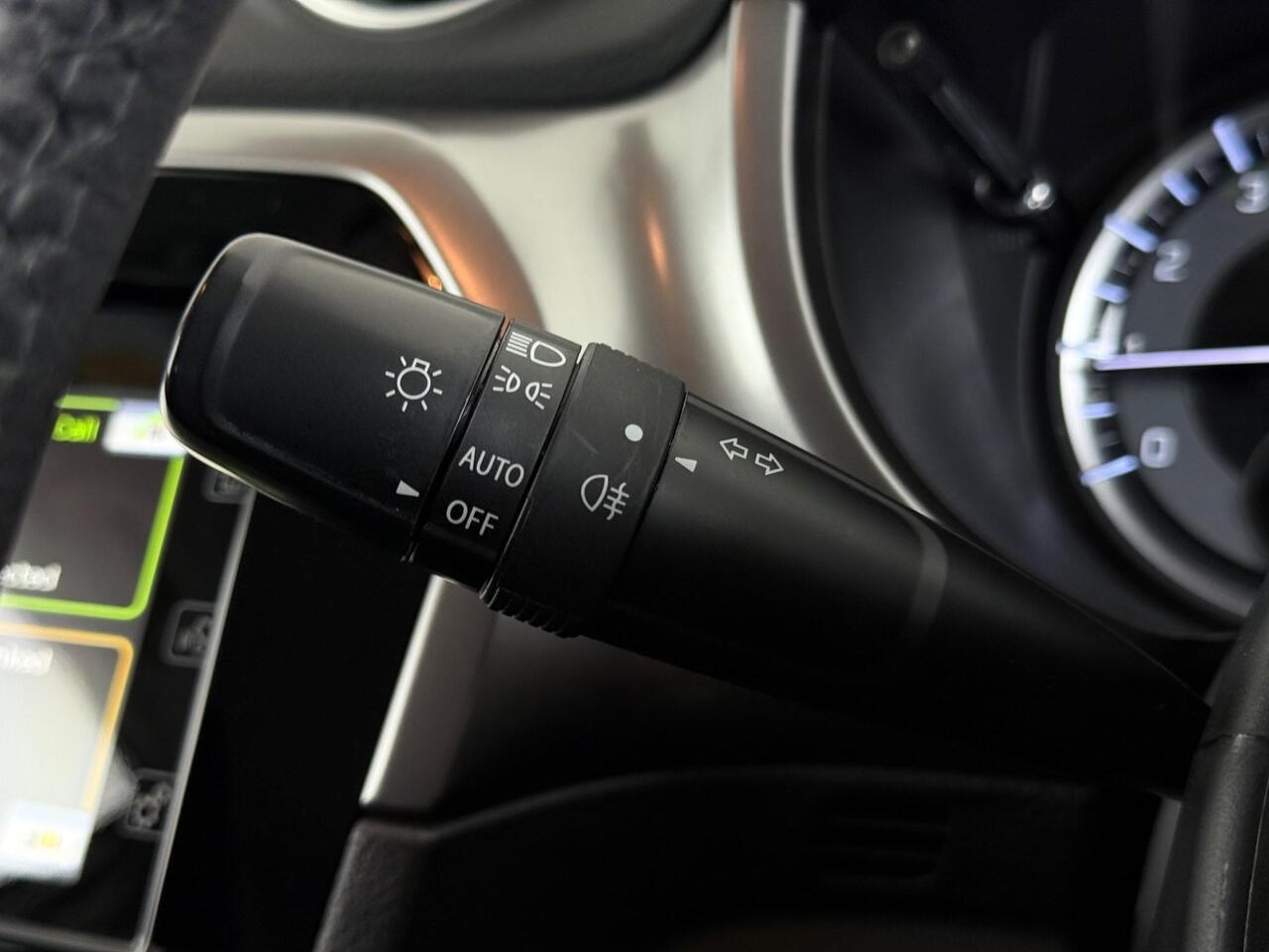 Suzuki Vitara thumbnail Misc Controls