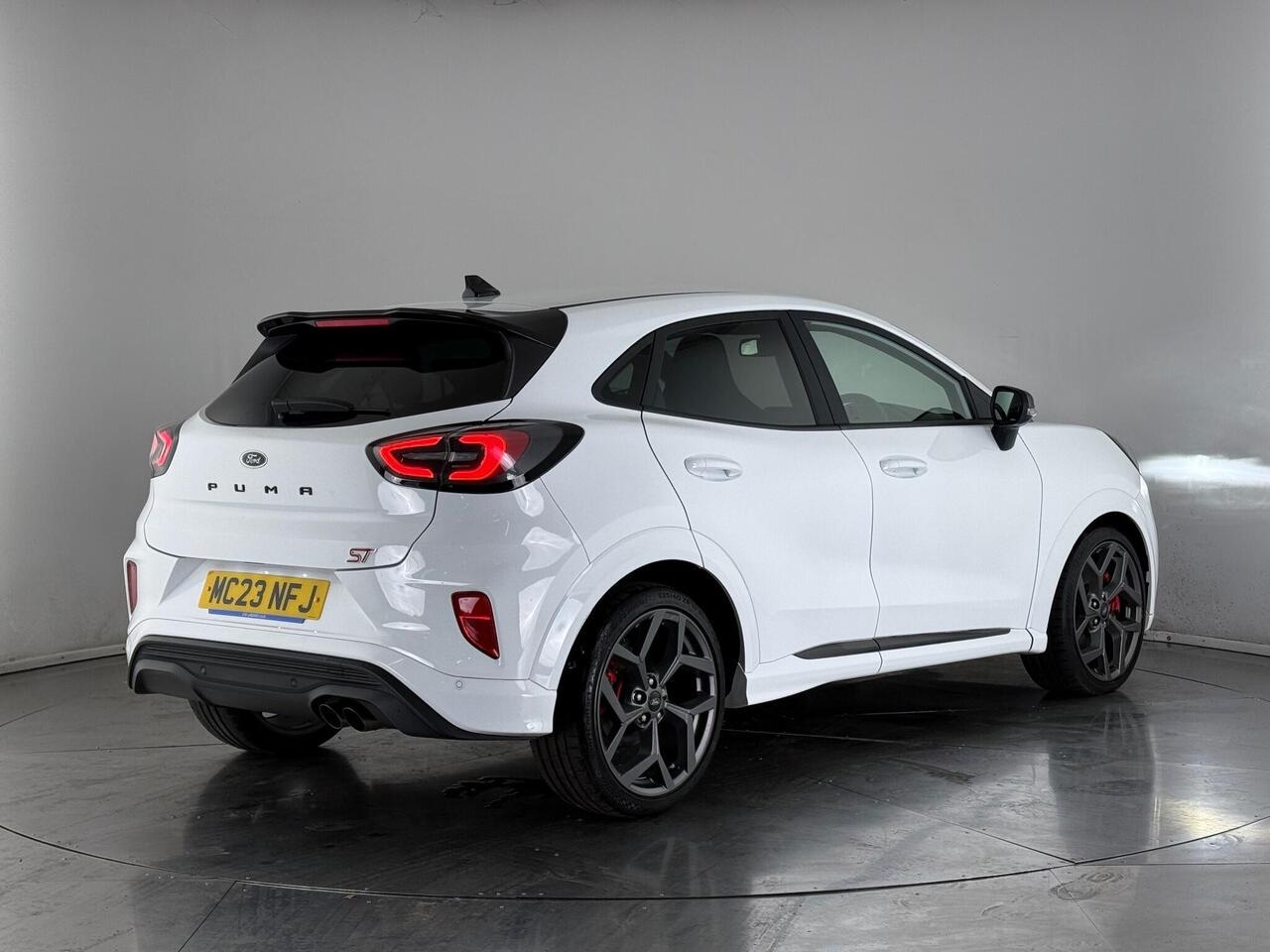 Ford Puma thumbnail Rear Right