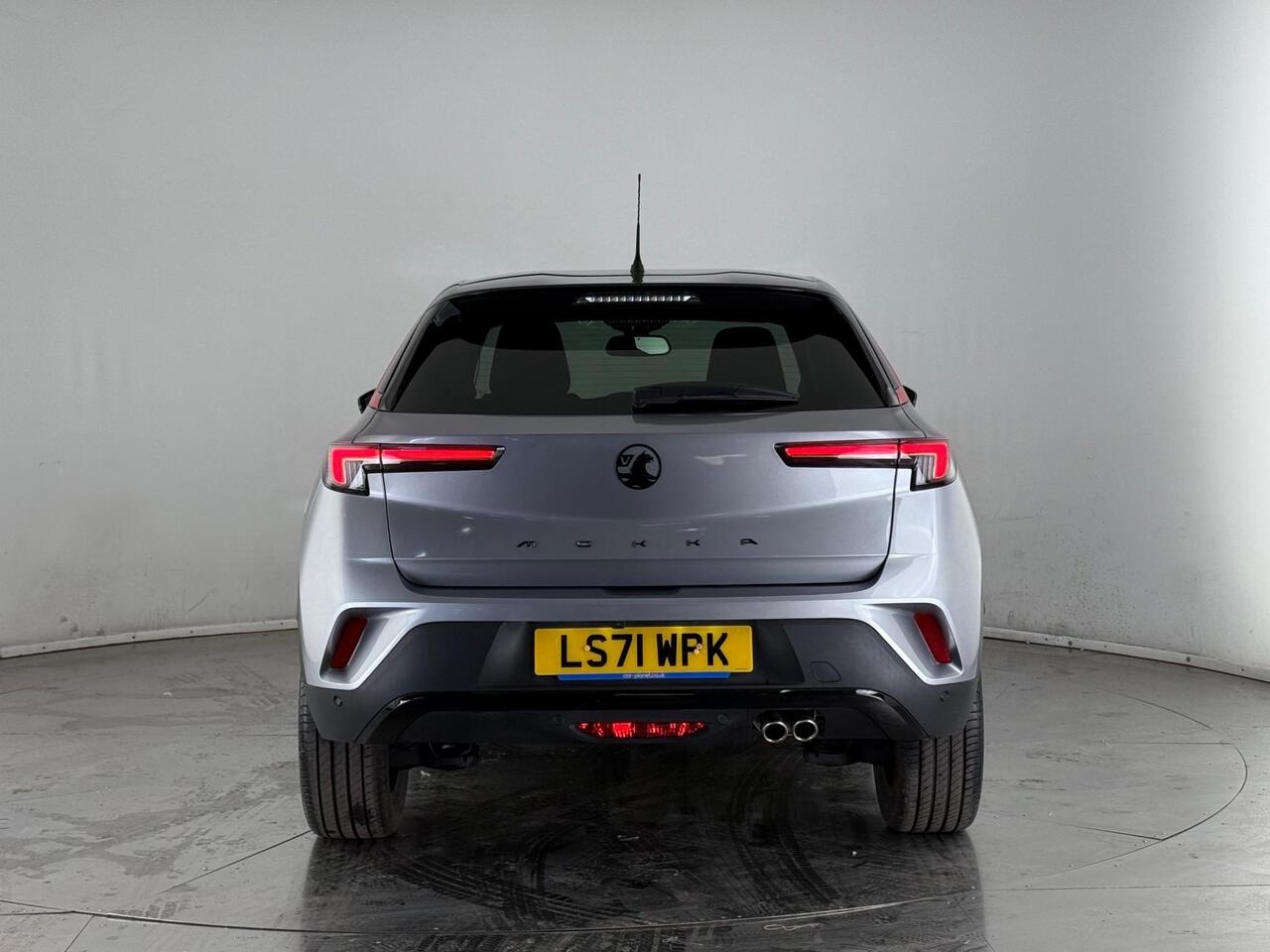 Vauxhall Mokka thumbnail Rear