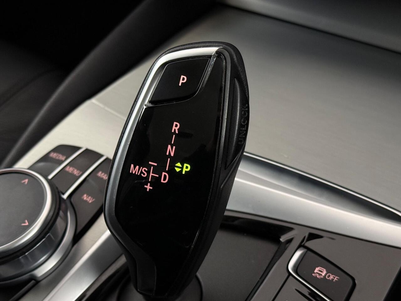 BMW 5 Series thumbnail Misc Controls