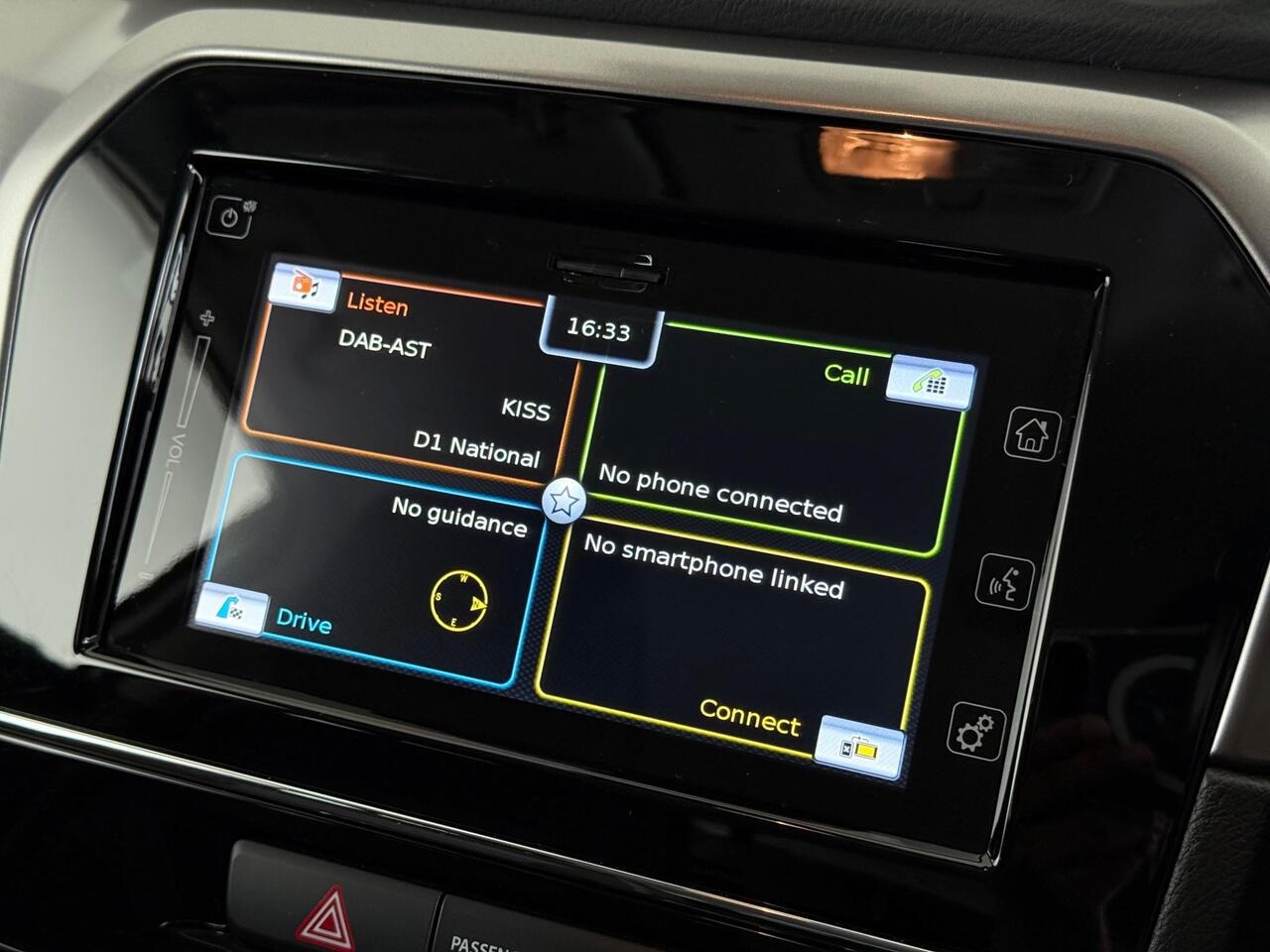 Suzuki Vitara thumbnail Infotainment System
