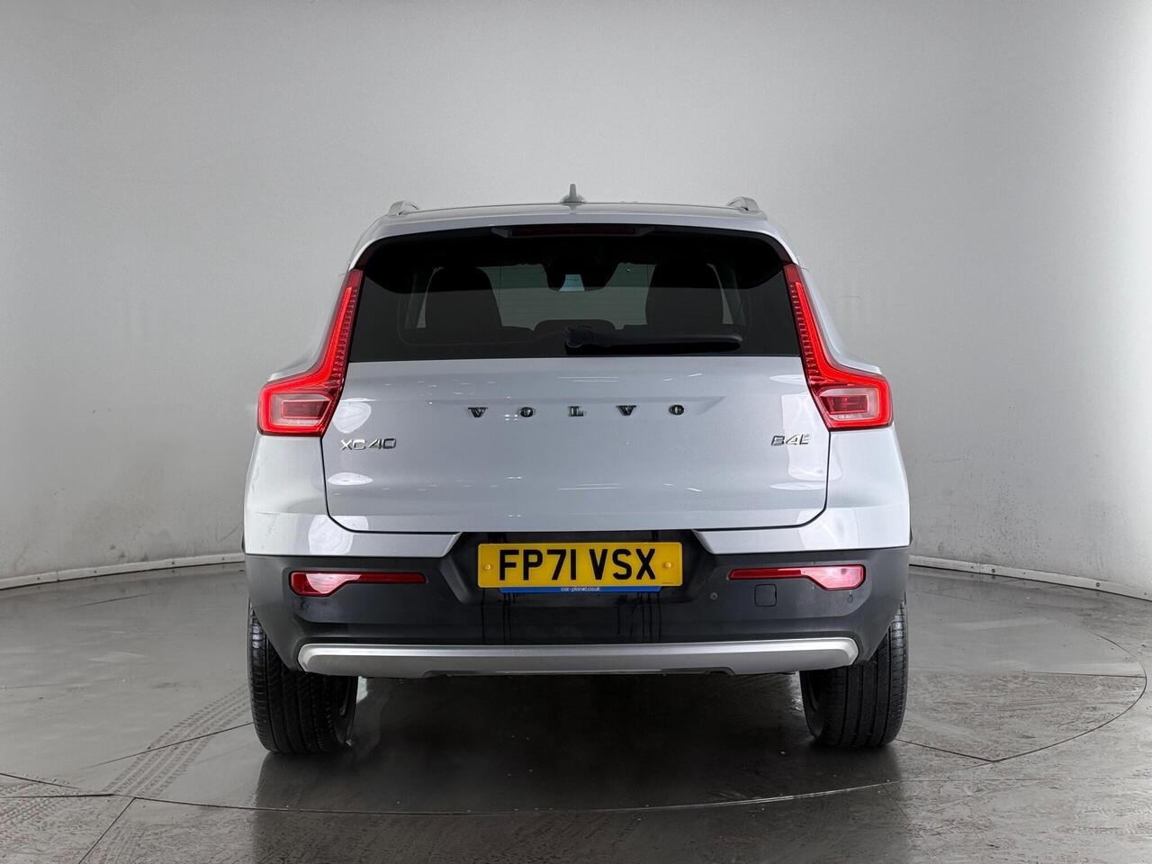 Volvo XC40 thumbnail Rear