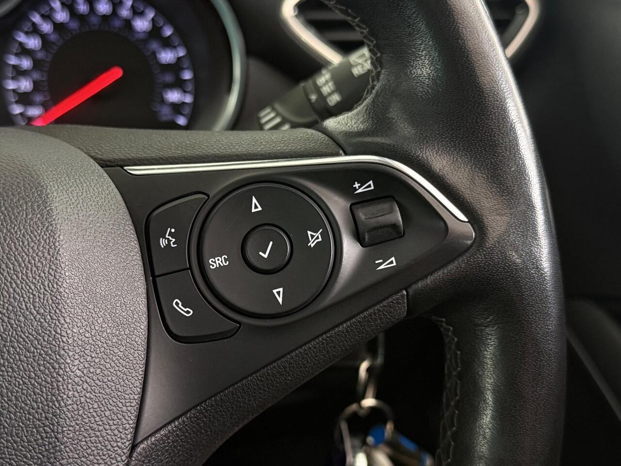 Vauxhall Crossland thumbnail Misc Controls