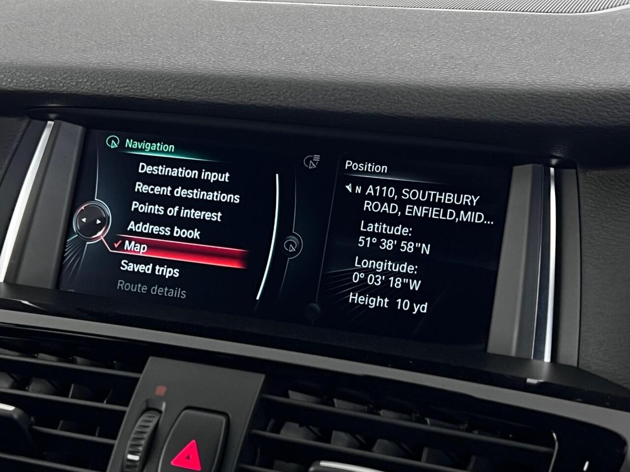 BMW X3 thumbnail Infotainment System