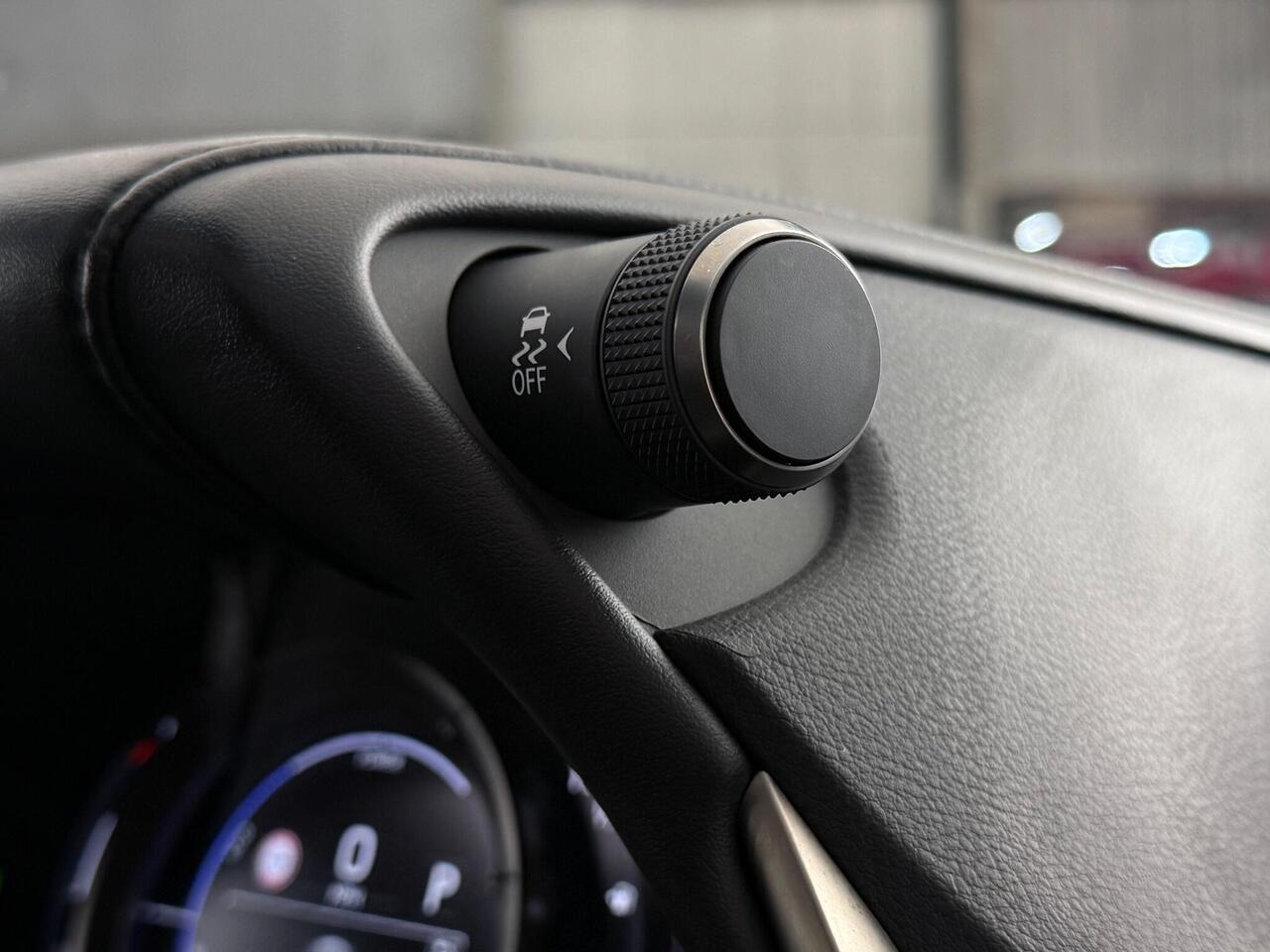 Lexus ES thumbnail Misc Controls