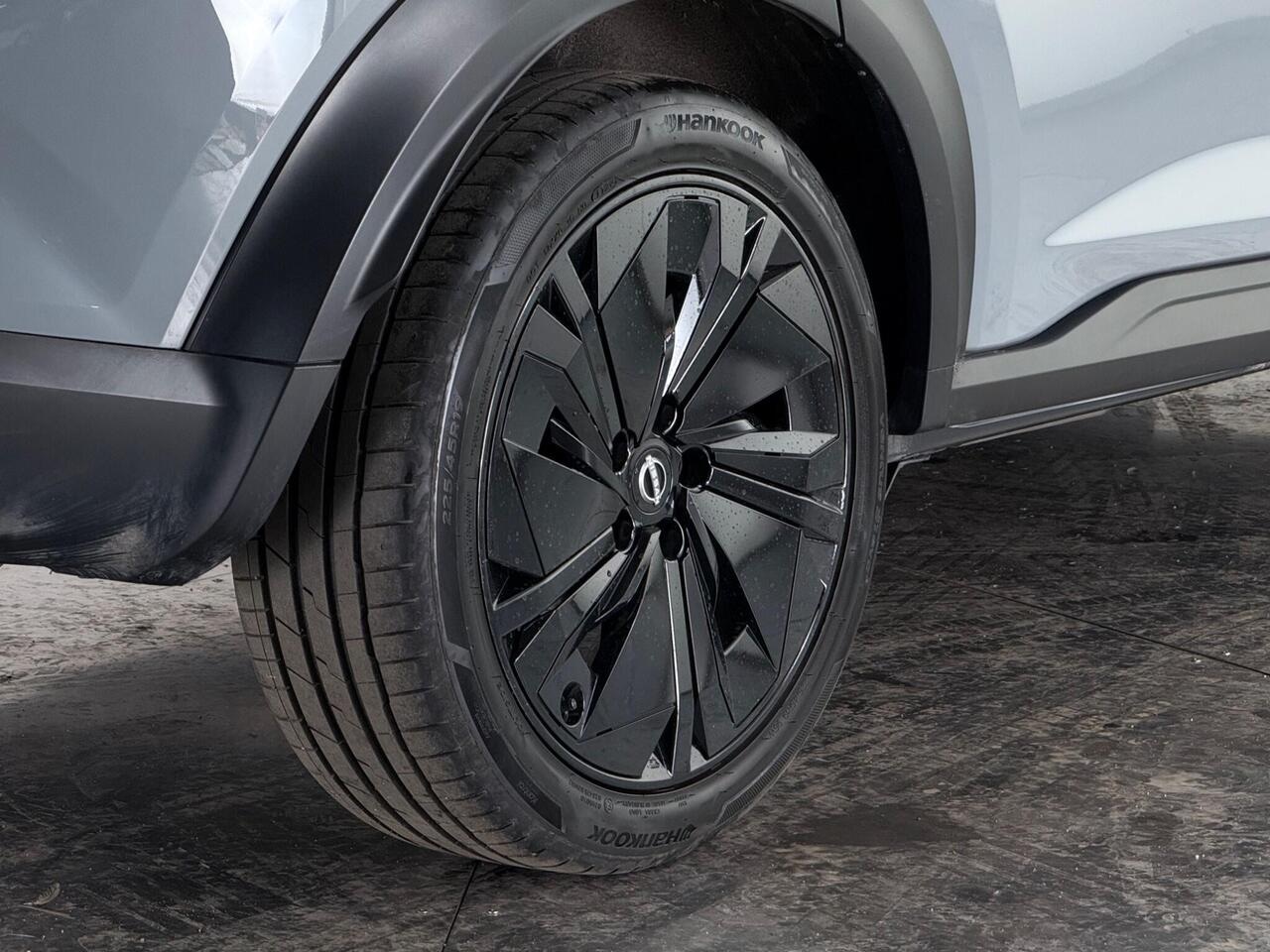 Nissan Juke thumbnail Wheel