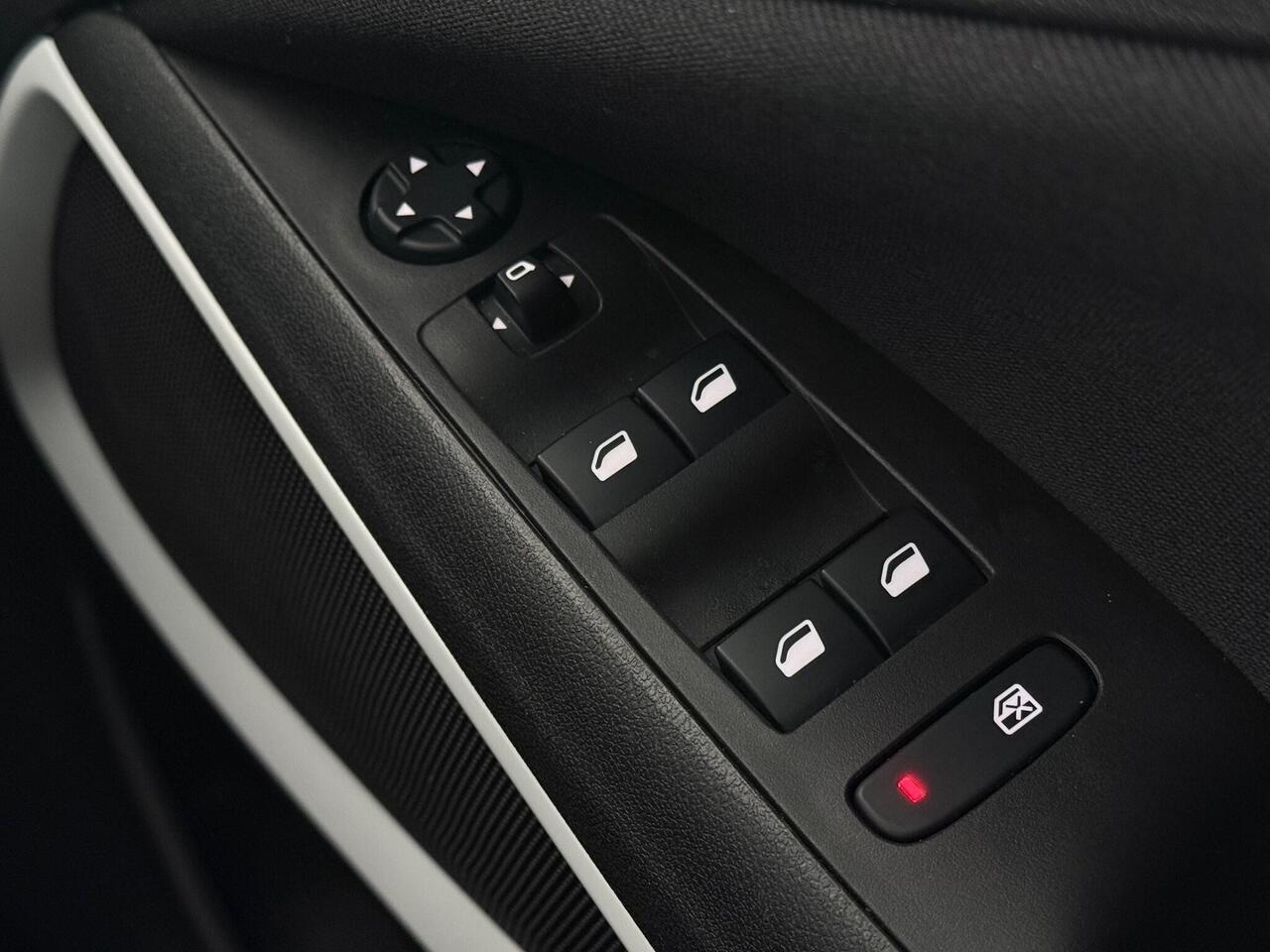 Vauxhall Crossland thumbnail Misc Controls