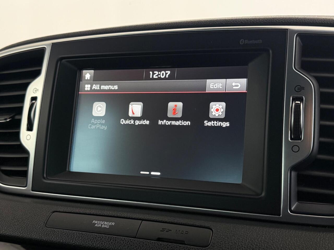 Kia Sportage thumbnail Infotainment System