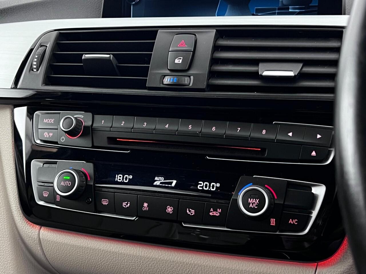 BMW 3 Series thumbnail Infotainment System