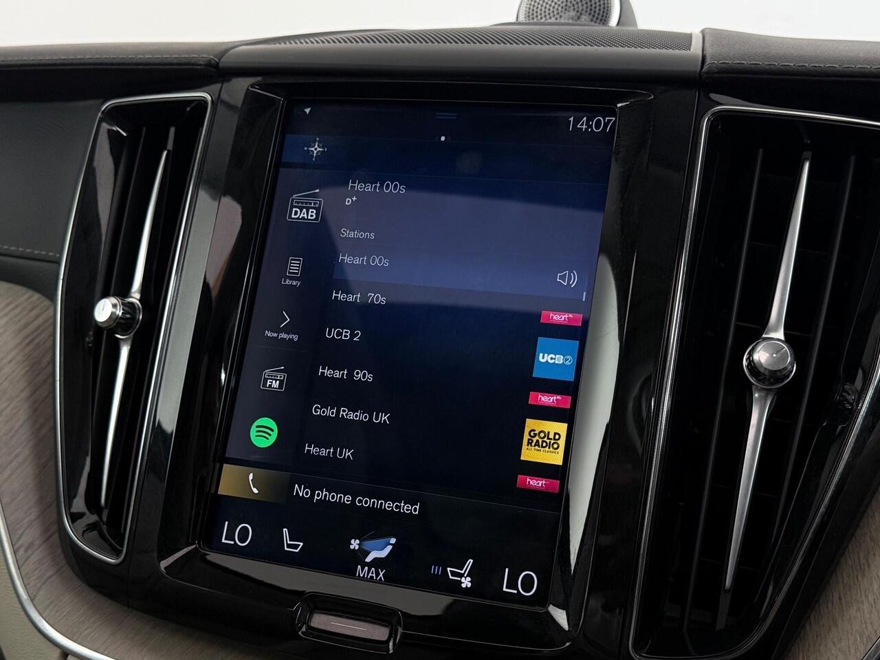 Volvo XC60 thumbnail Infotainment System