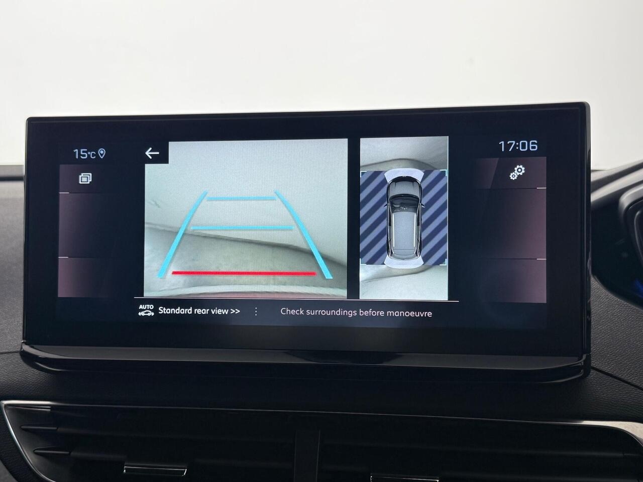 Peugeot 3008 thumbnail Infotainment System