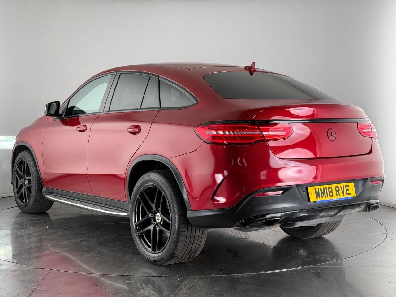 Mercedes-Benz GLE thumbnail Rear Left