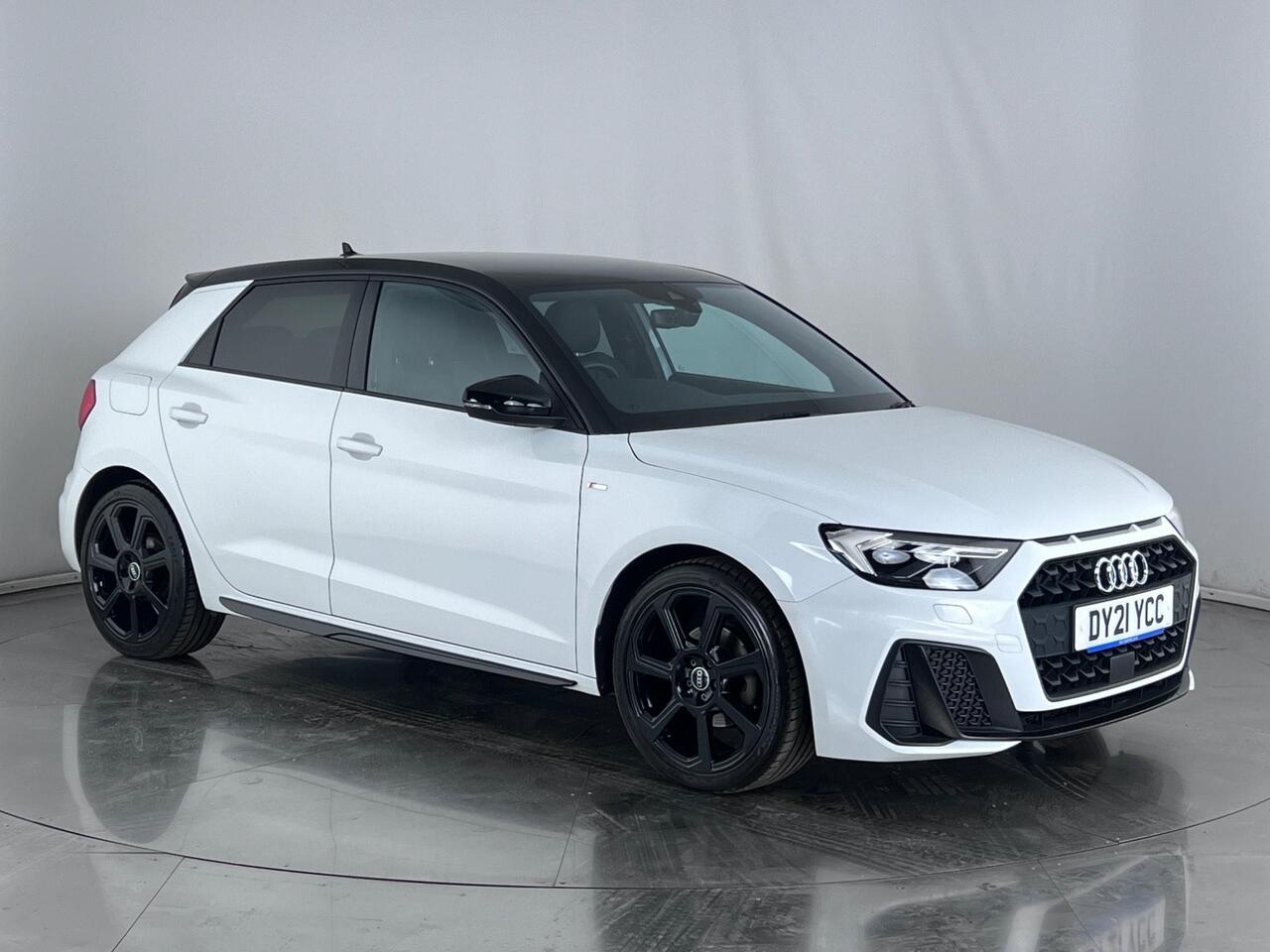 Audi A1 thumbnail Front Right
