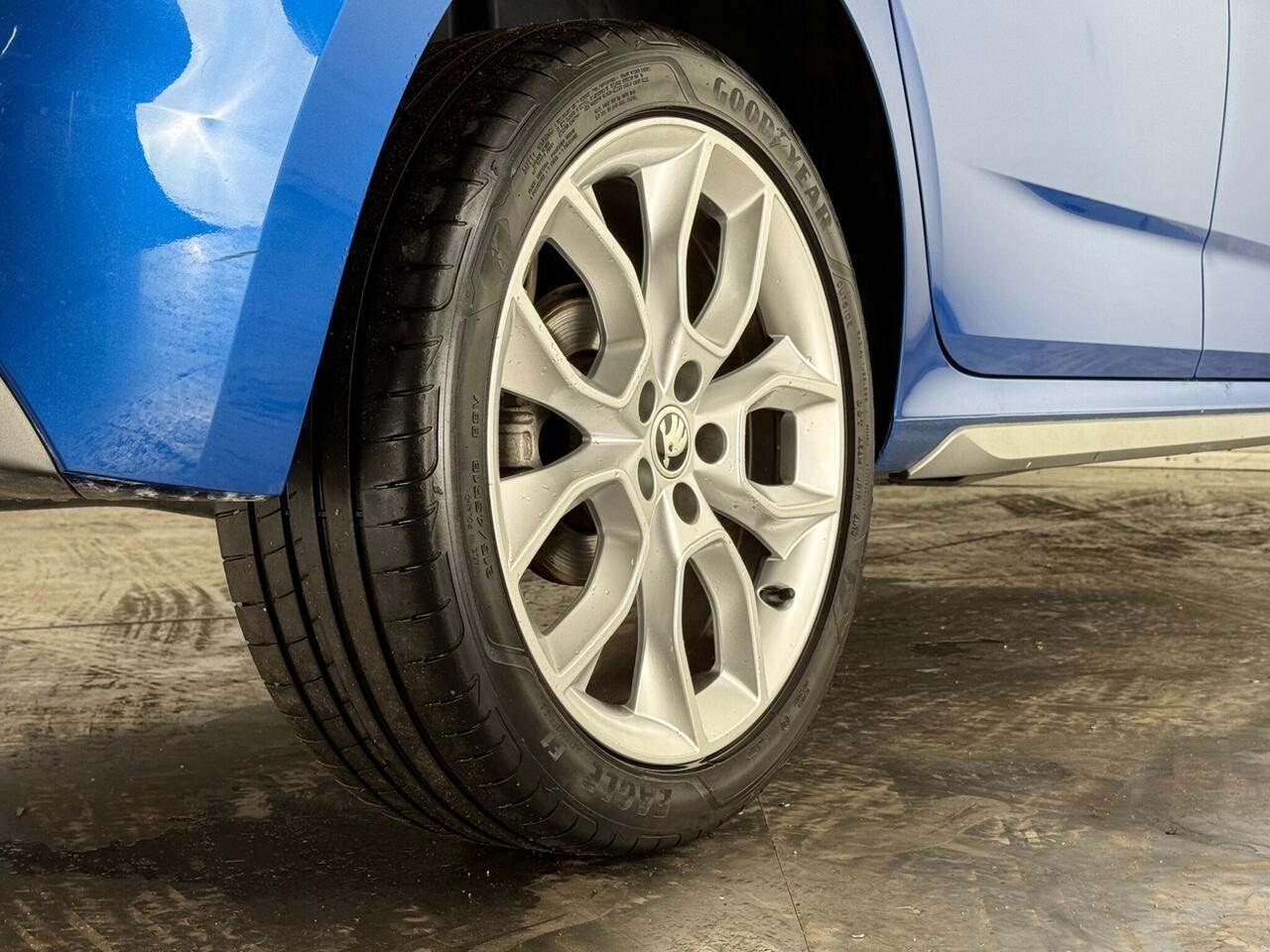 Skoda Kamiq thumbnail Wheel