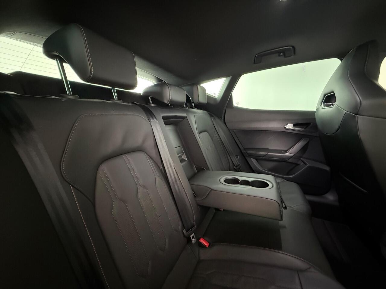 CUPRA Formentor thumbnail Seats Rear